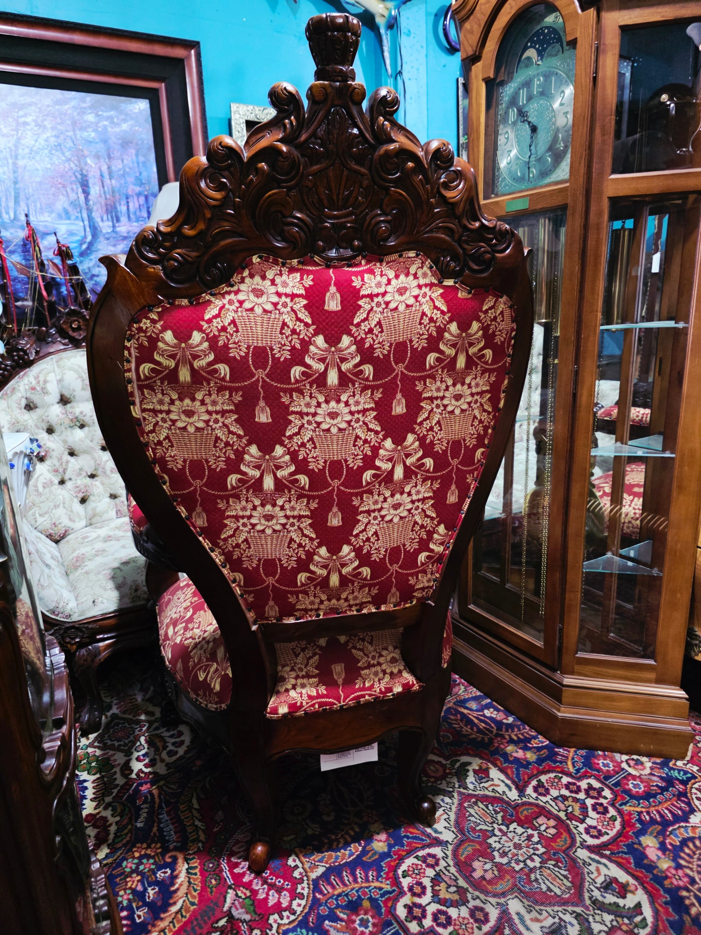 Carved Mahogany Throne Armchair – Power and Distinction 🪞🌿🪶