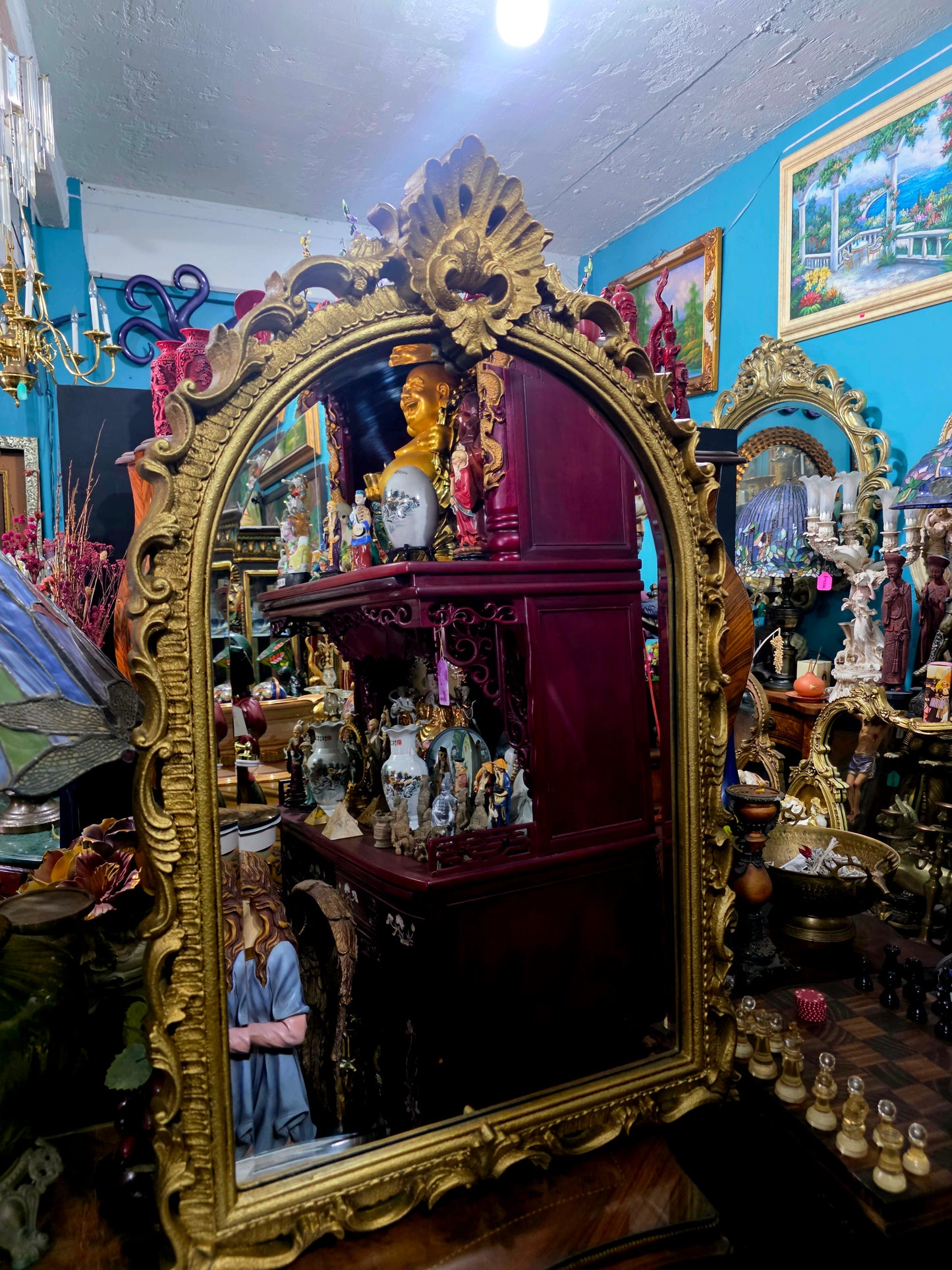 Credenza with Mirror – Aged Gold 🪞🏛️🌿