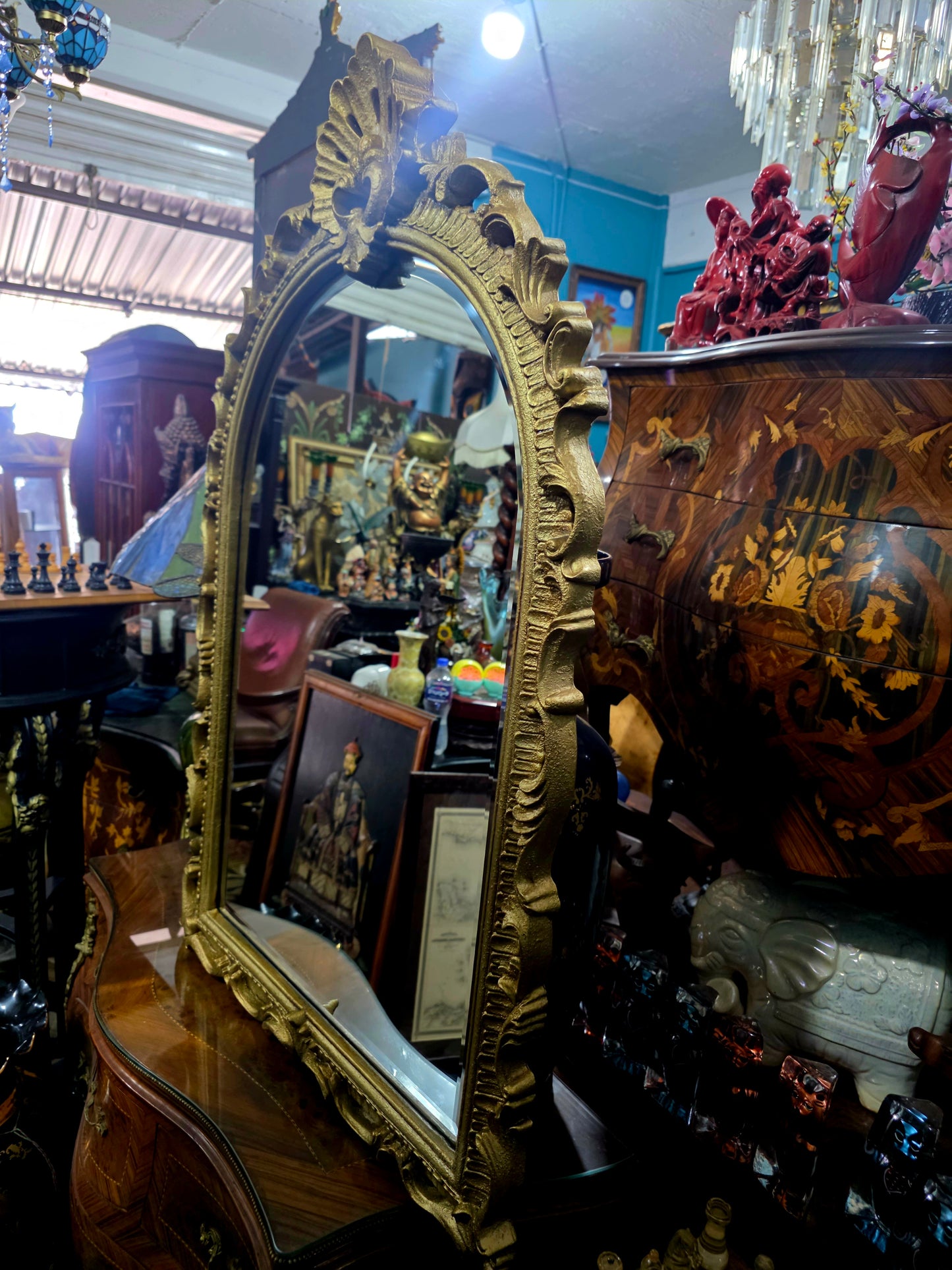 Credenza with Mirror – Aged Gold 🪞🏛️🌿