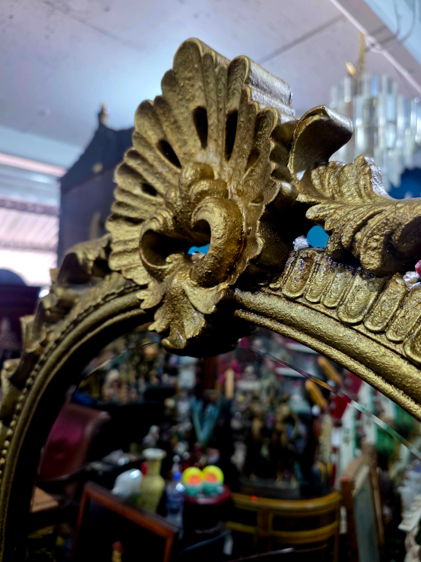 Credenza with Mirror – Aged Gold 🪞🏛️🌿
