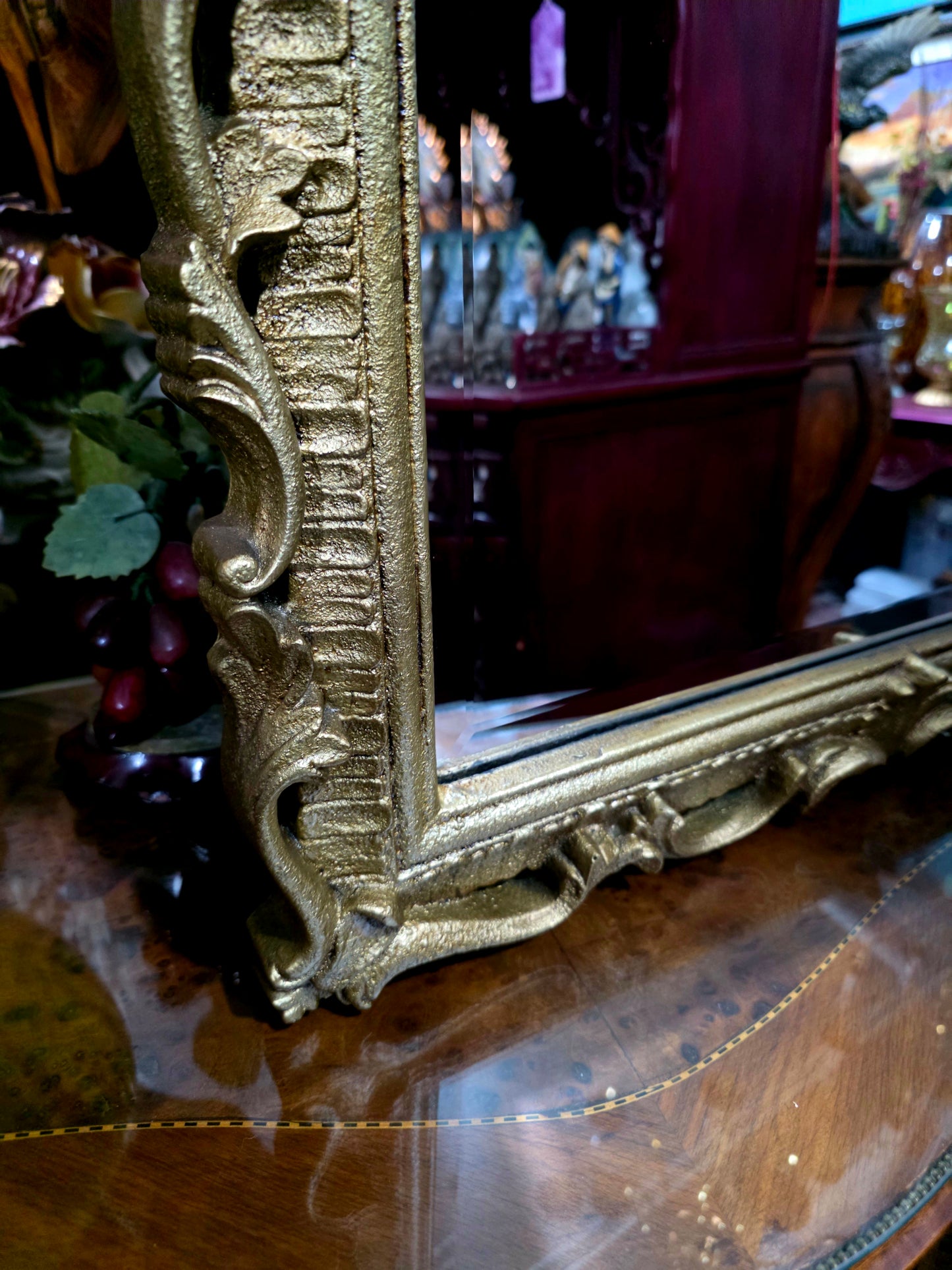 Credenza with Mirror – Aged Gold 🪞🏛️🌿