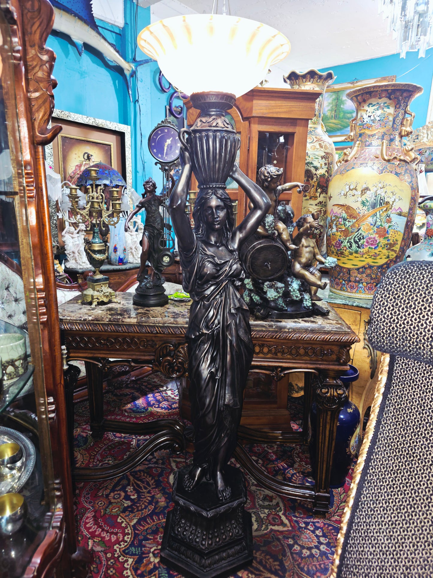 Art Nouveau Sculptural Lamp with Torch – Torchère Art Nouveau🌿🕯️🌿