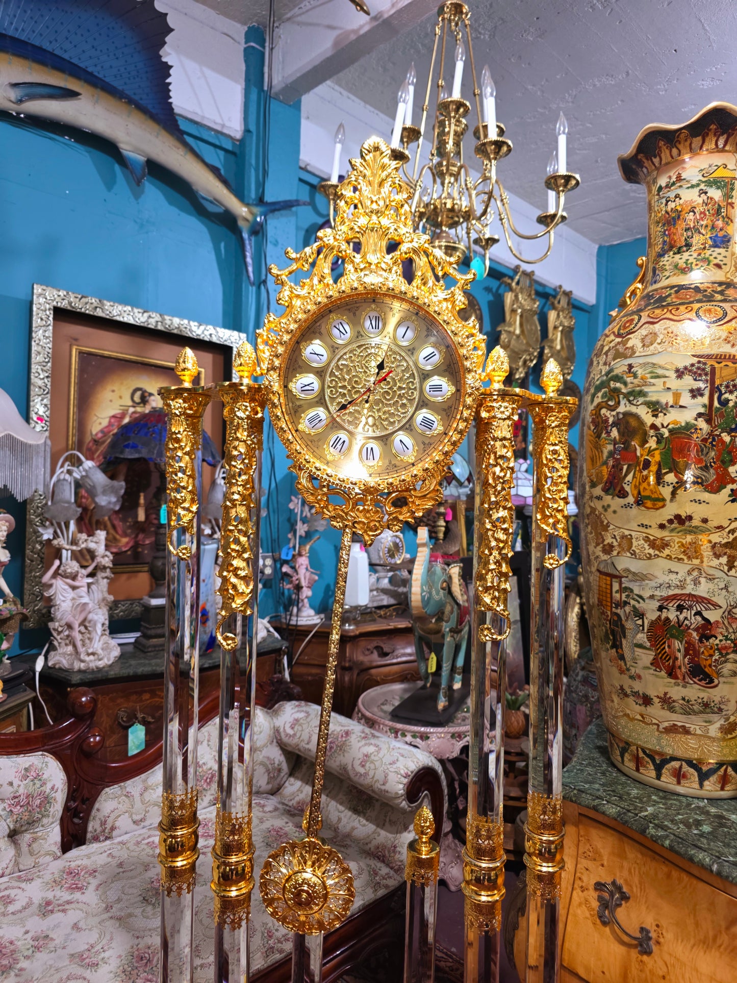 🕰️ Reloj de Pie Homey Designs Inc. – Laton Dorado con Melodias