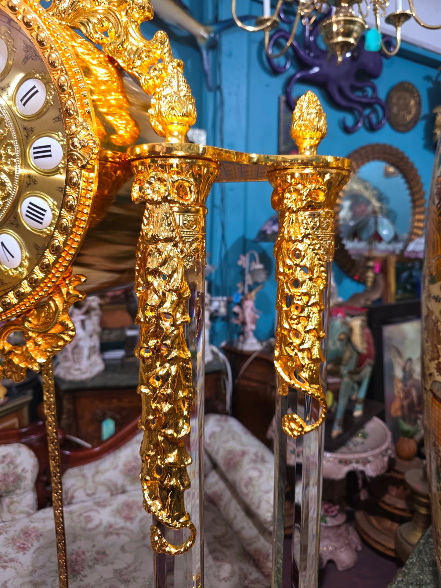 🕰️ Reloj de Pie Homey Designs Inc. – Laton Dorado con Melodias