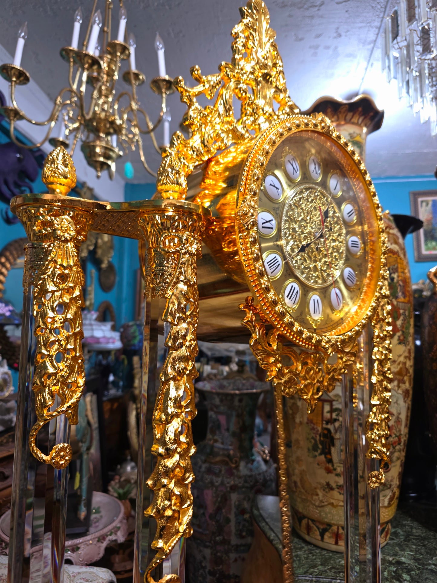 🕰️ Reloj de Pie Homey Designs Inc. – Laton Dorado con Melodias