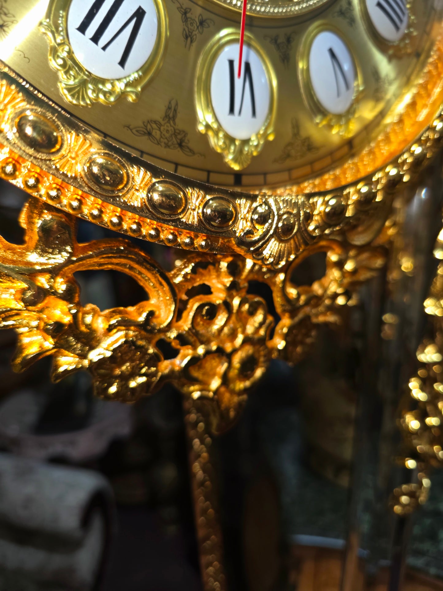 🕰️ Reloj de Pie Homey Designs Inc. – Laton Dorado con Melodias
