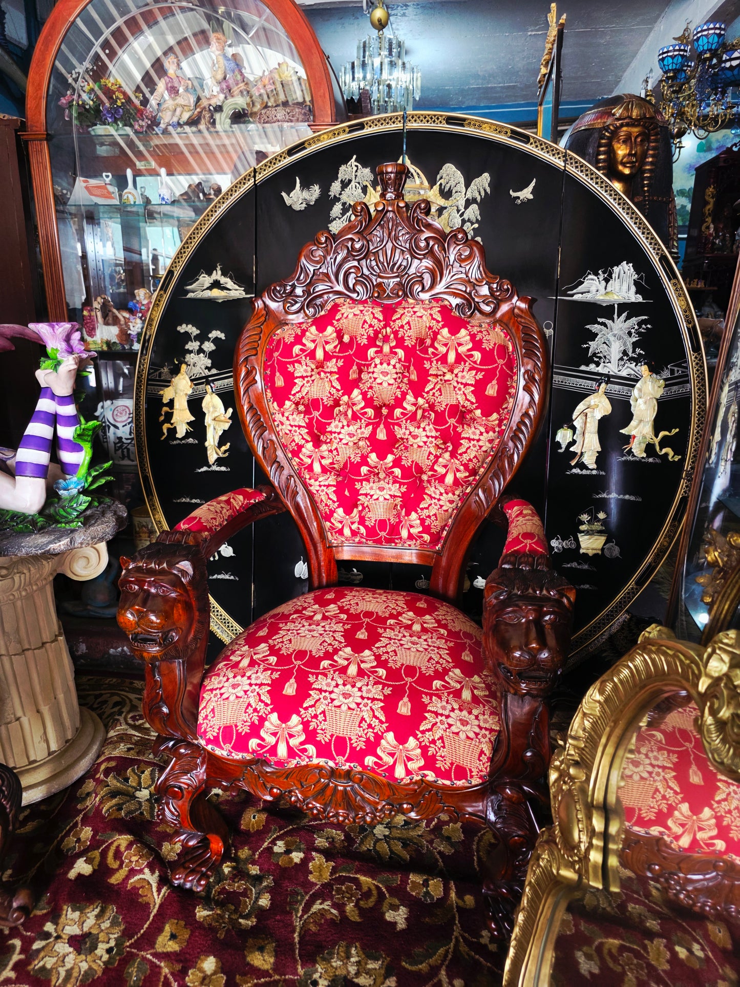 Hand-Carved Mahogany Throne Armchair - Power and Distinction 🪞🌿🪶
