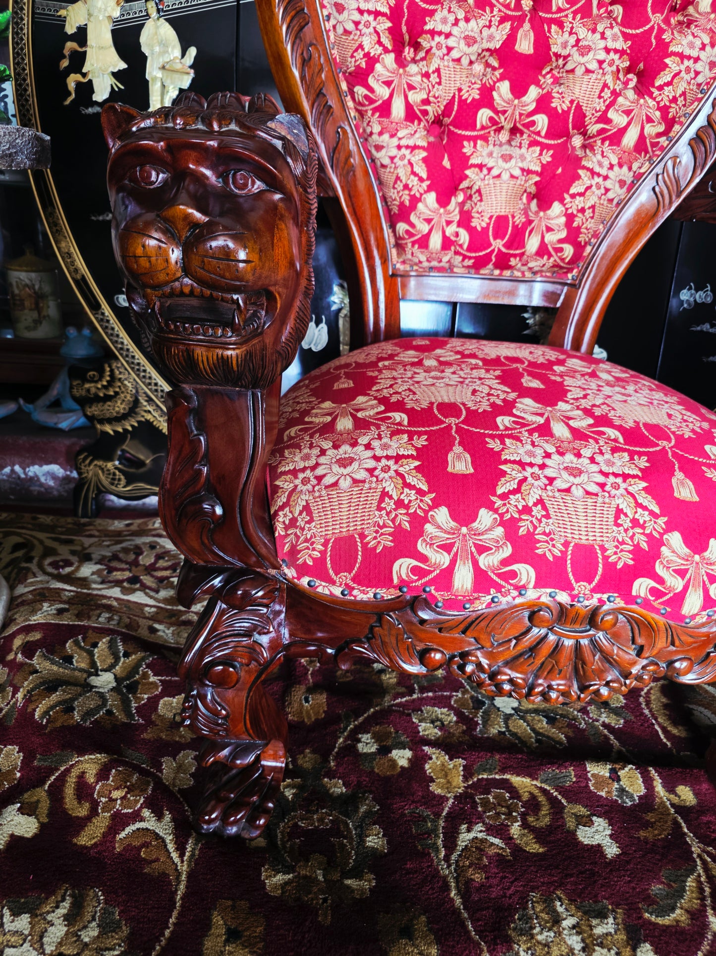 Hand-Carved Mahogany Throne Armchair - Power and Distinction 🪞🌿🪶
