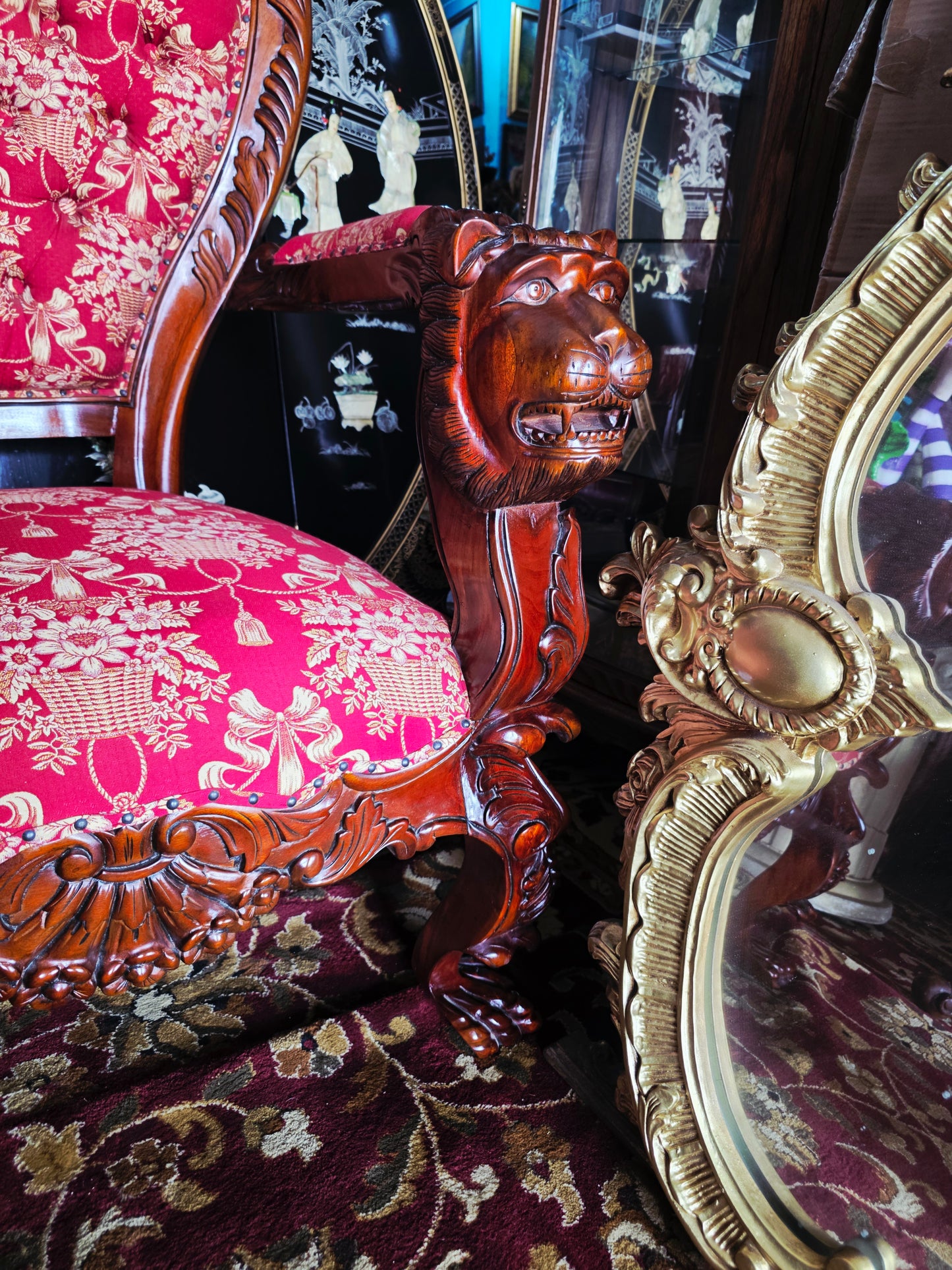 Hand-Carved Mahogany Throne Armchair - Power and Distinction 🪞🌿🪶