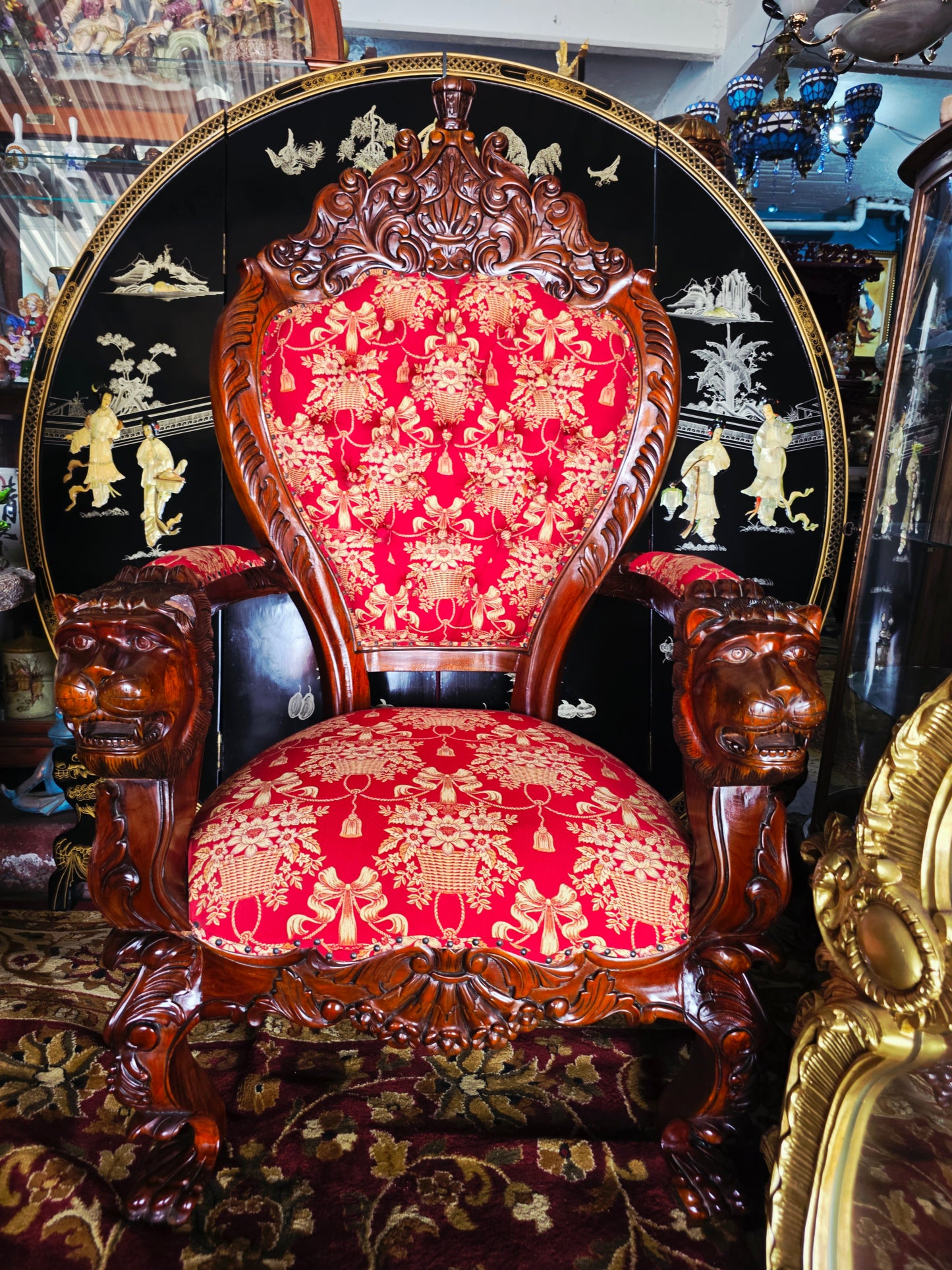 Hand-Carved Mahogany Throne Armchair - Power and Distinction 🪞🌿🪶