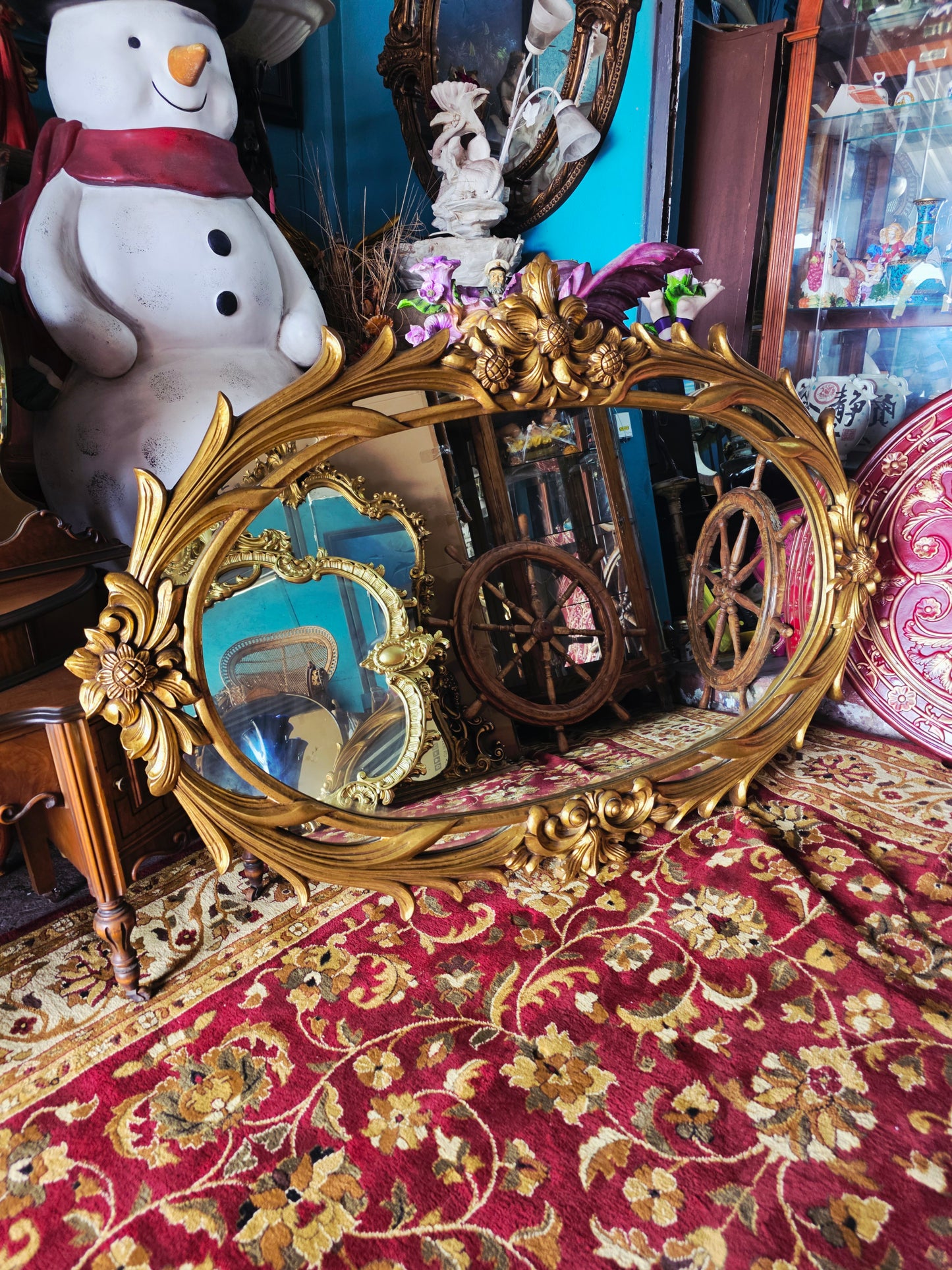 Espejo Ovalado en Hoja de Oro – Ramco Royal Art Manufacturing Corporation🌸🌿🪞