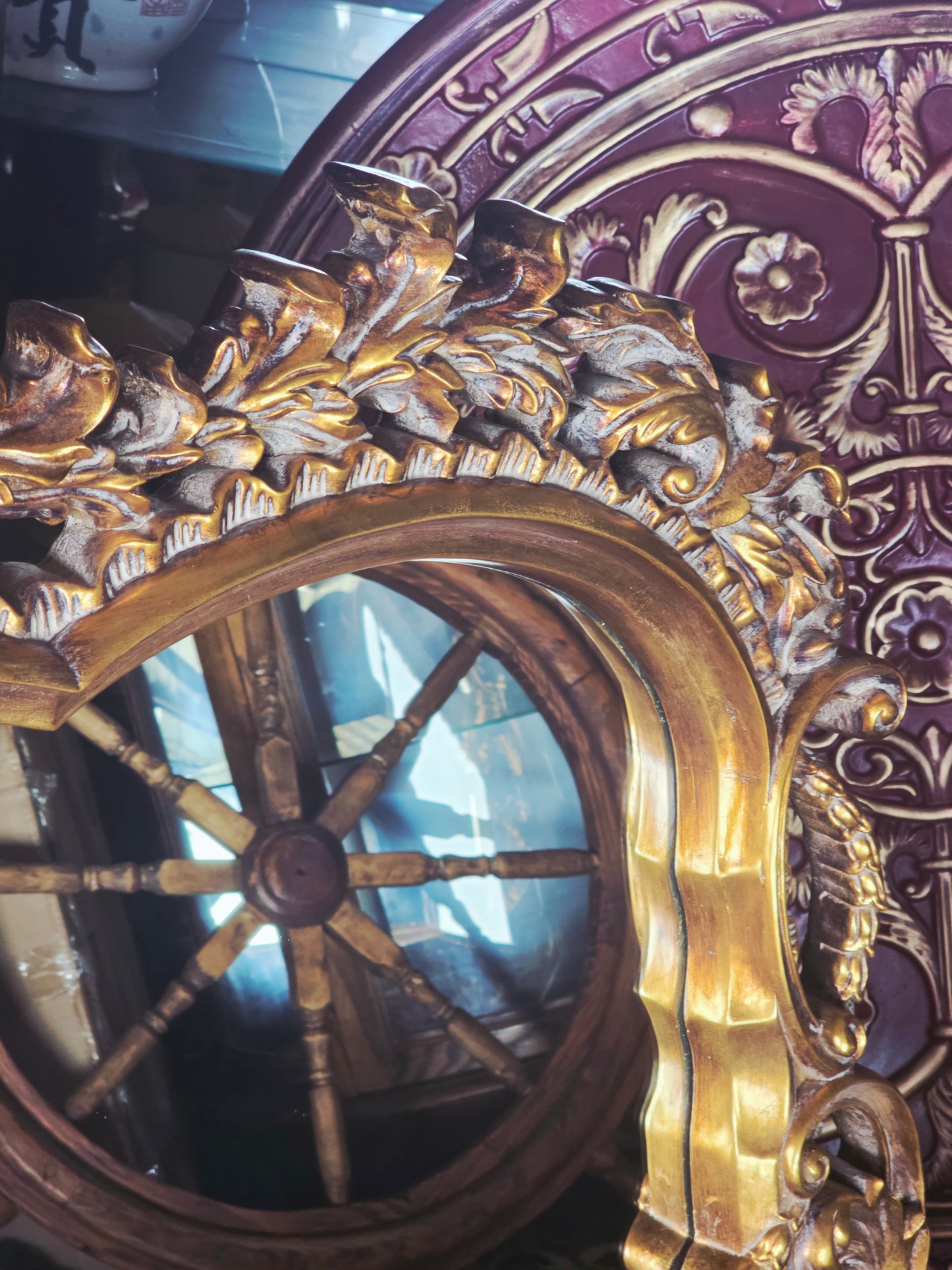 Espejo Barroco/Rococo Revival en Hoja de Oro – Artesanía en Madera🌸🌿🪞