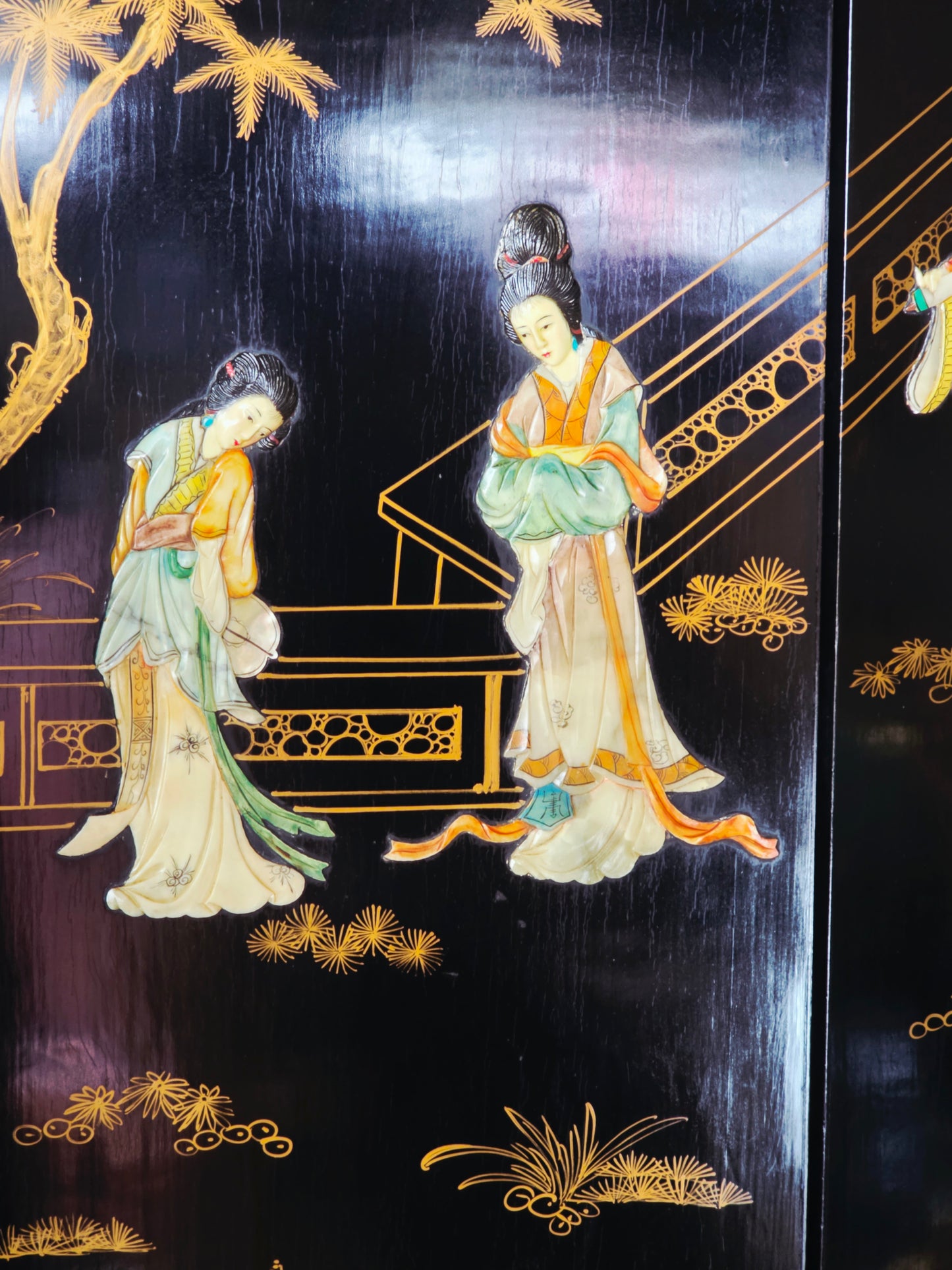 Biombo Ceremonial de 4 Paneles Esplendor Oriental en Laca y Oro🌿🌸🌿