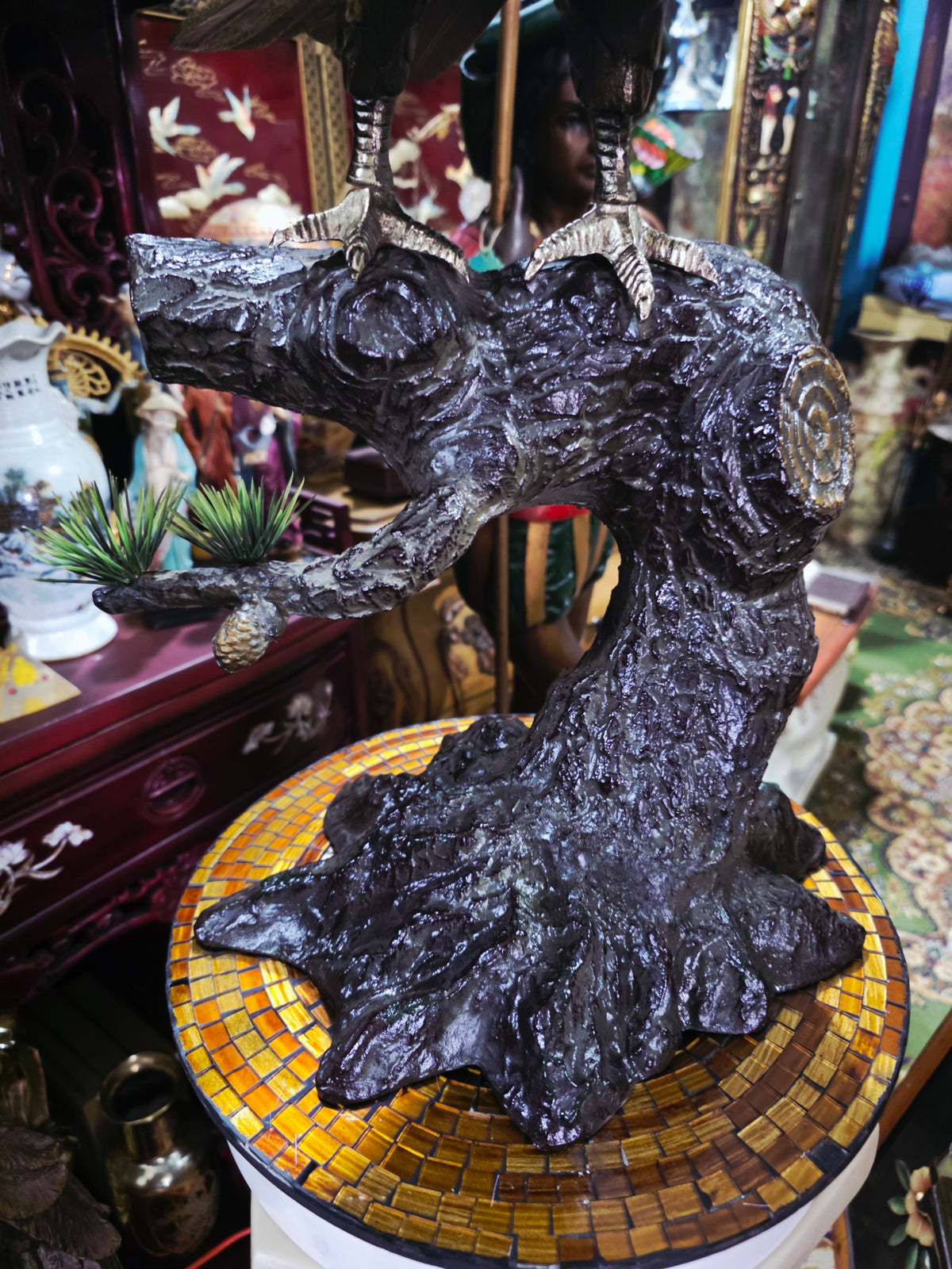 Escultura de Halcón en Metal🦅