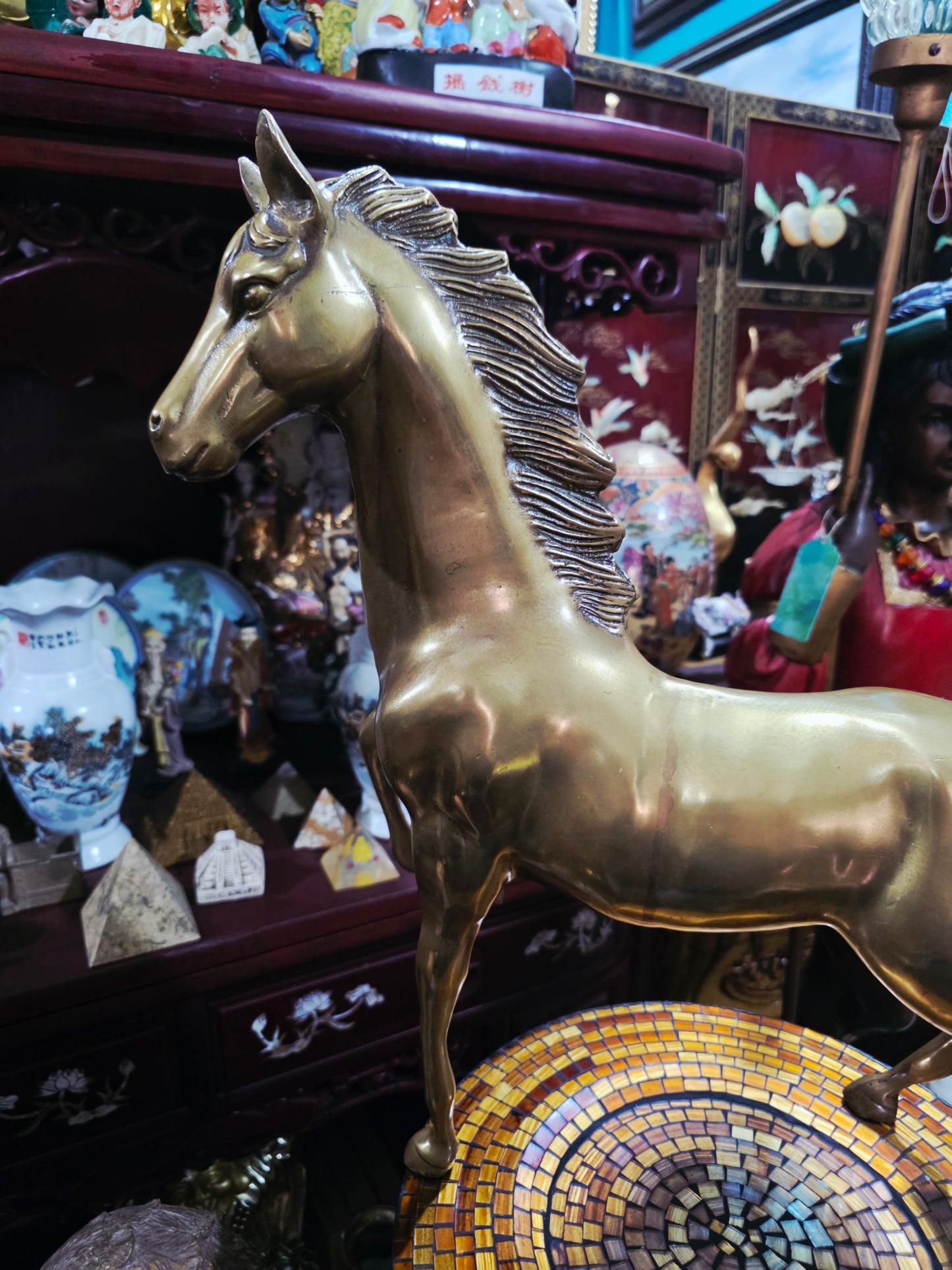 Escultura de Llegua en Bronce Solido 🐎