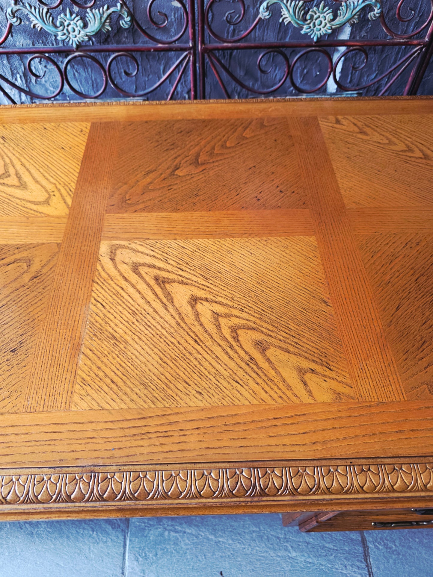 Bernhardt Flair Division Desk – Queen Anne Revival (1970s) 🪶⚜️🕊️