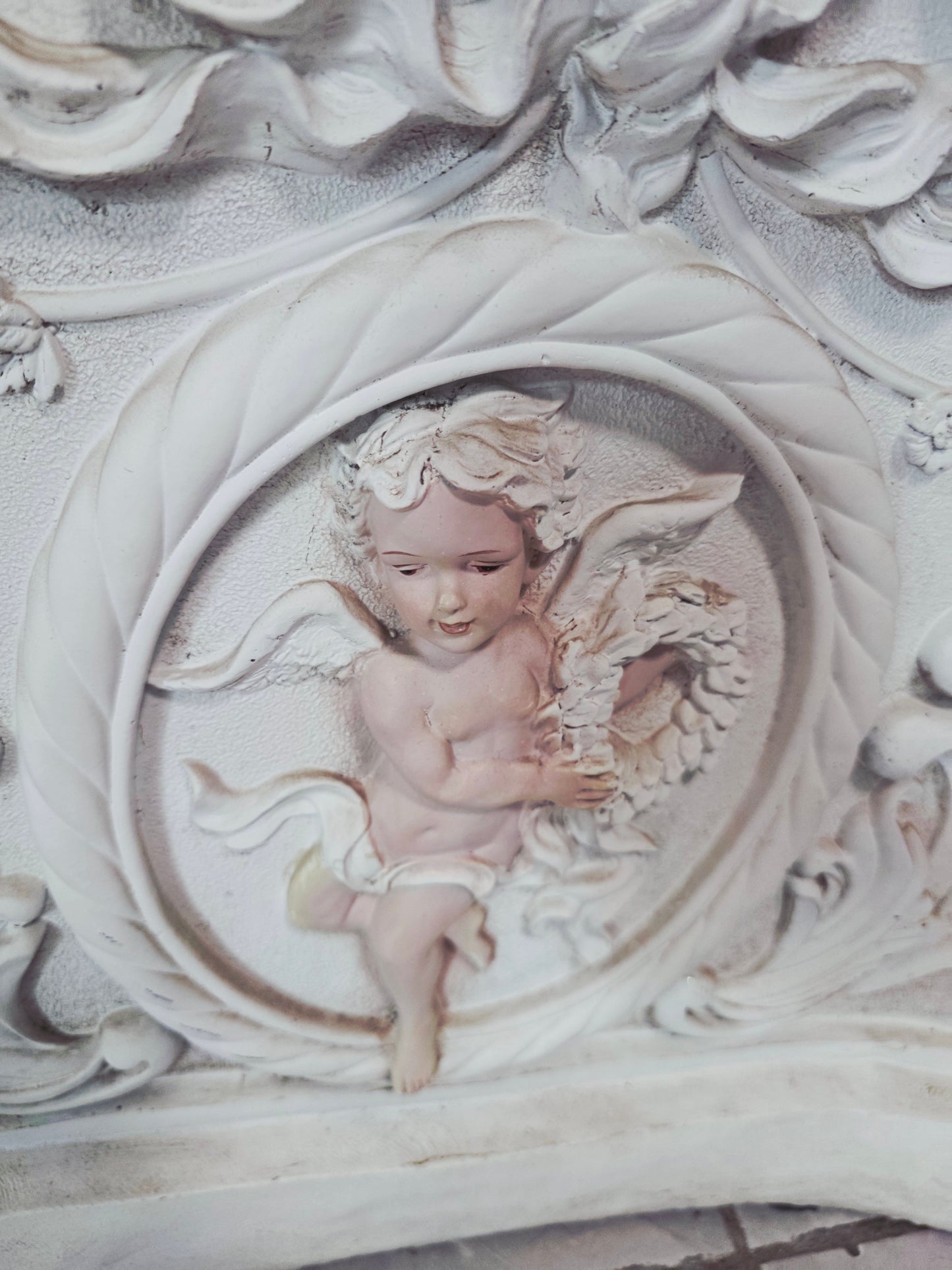 Fuente Escultorica Clasica con Figura Decorativa🕊️🎨✨