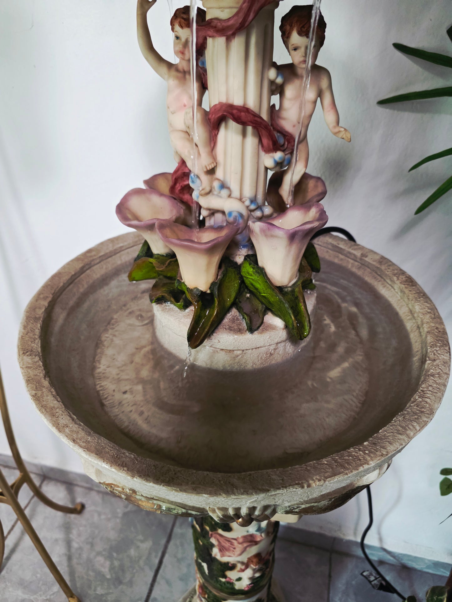 Cherub Fountain with Lilies in Polychrome Resin🕊️
