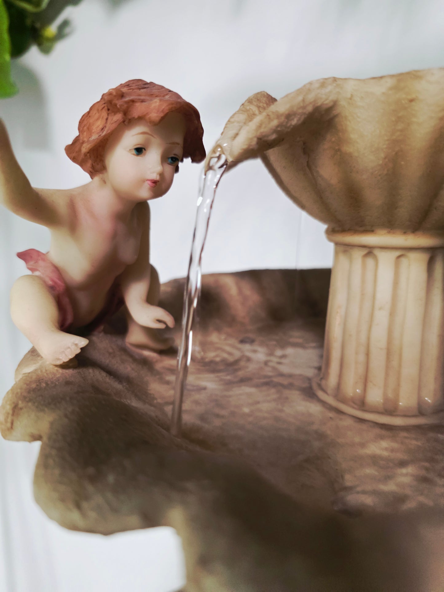 Cherub Fountain with Lilies in Polychrome Resin🕊️