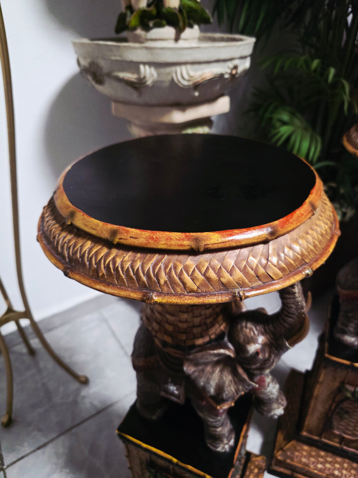 Par de Pedestales de Elefantes – Estilo Tropical Design Toscano 🌴🏛️🌹
