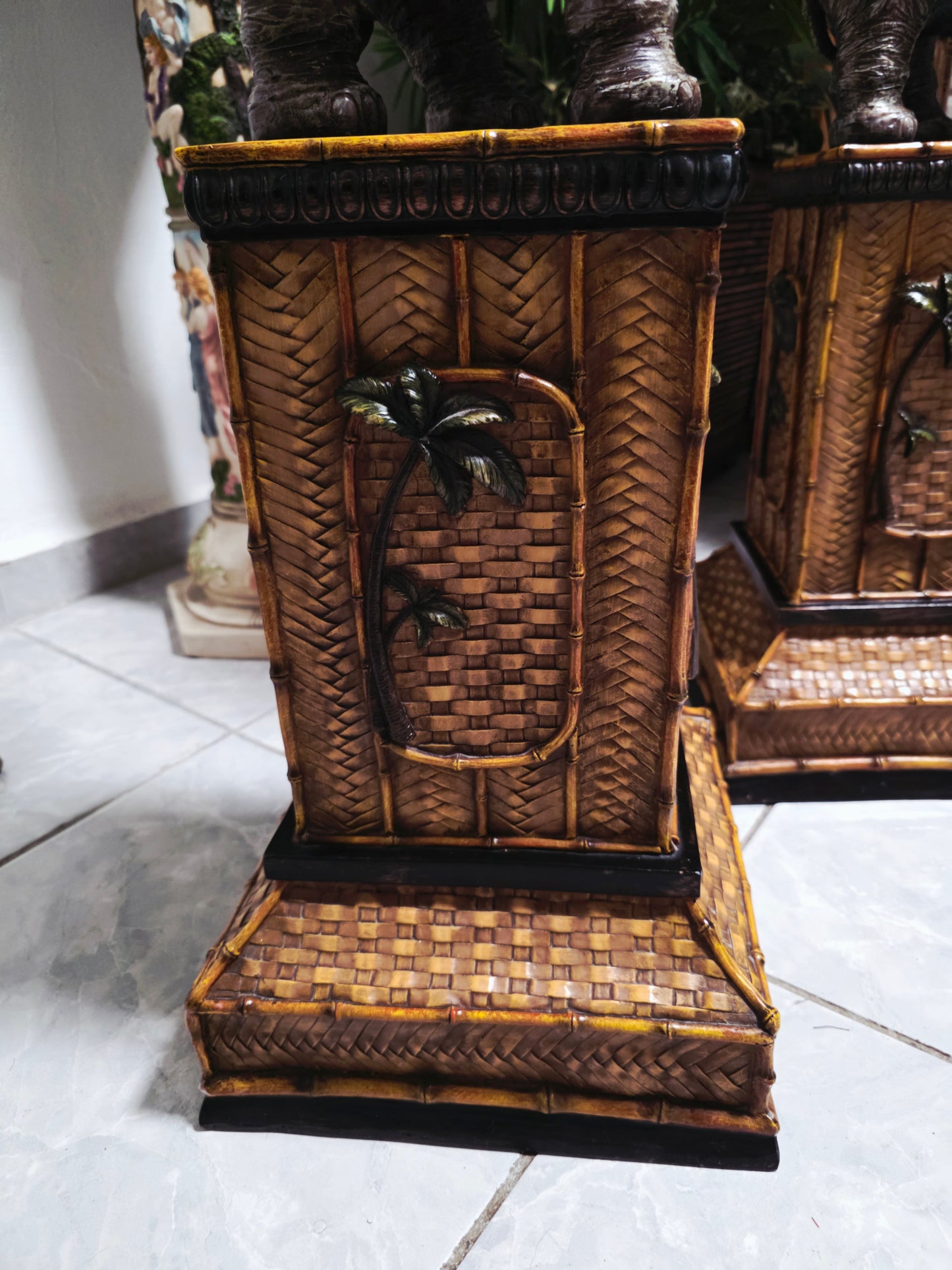 Par de Pedestales de Elefantes – Estilo Tropical Design Toscano 🌴🏛️🌹