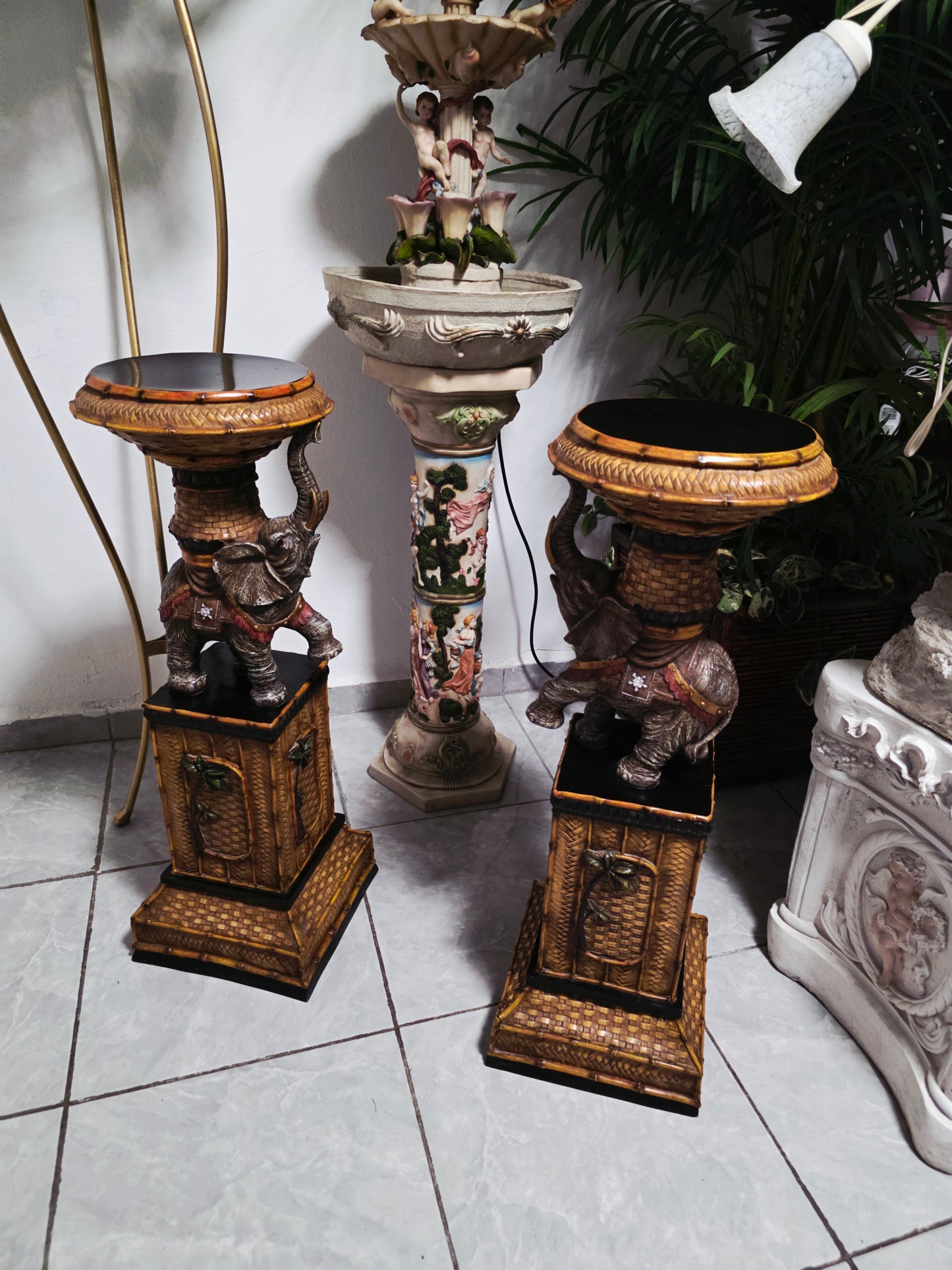 Par de Pedestales de Elefantes – Estilo Tropical Design Toscano 🌴🏛️🌹