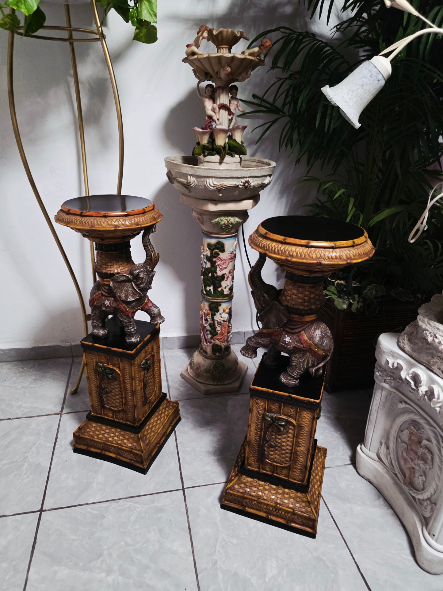 Par de Pedestales de Elefantes – Estilo Tropical Design Toscano 🌴🏛️🌹