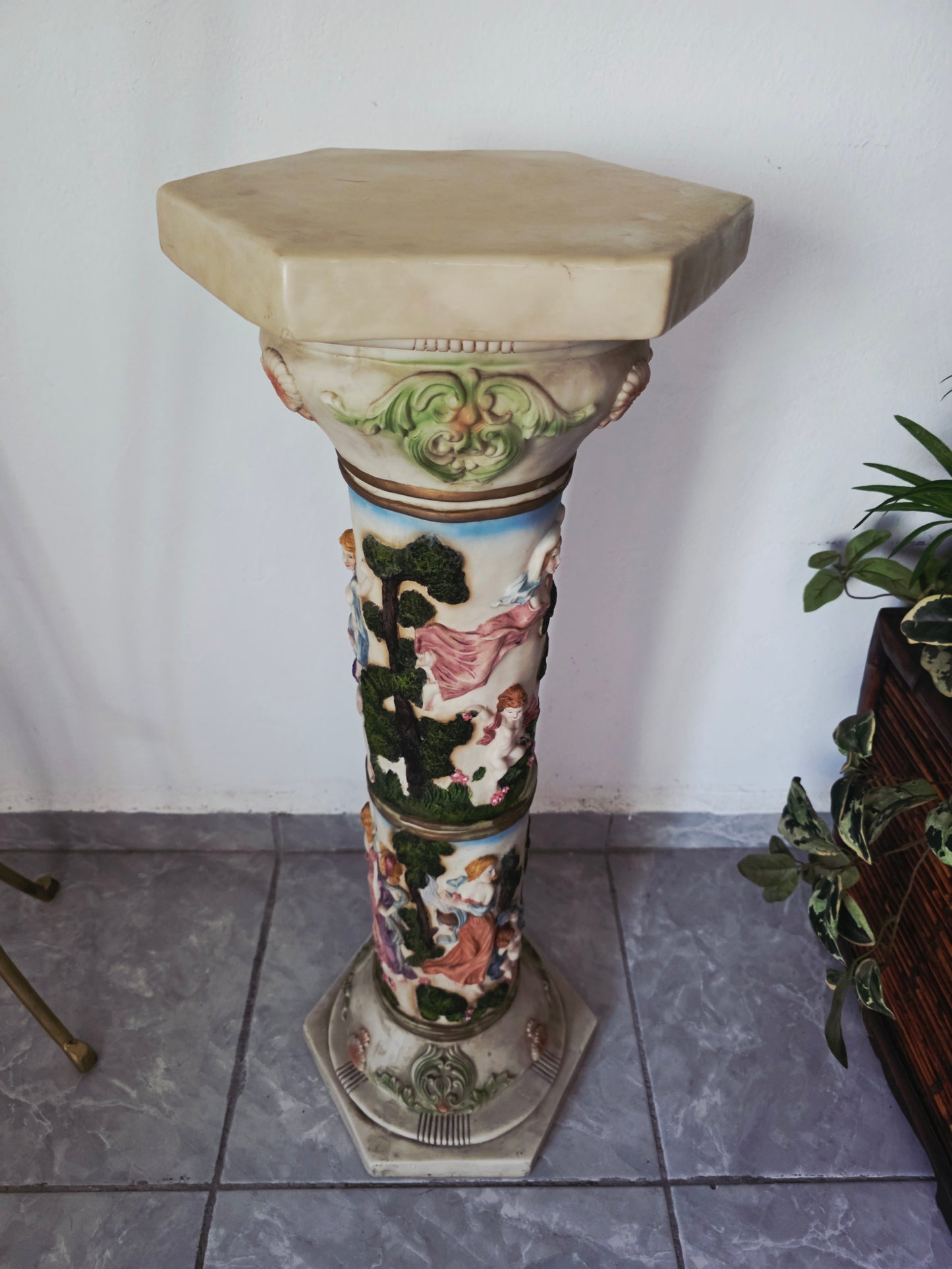 Cherub Fountain with Lilies in Polychrome Resin🕊️