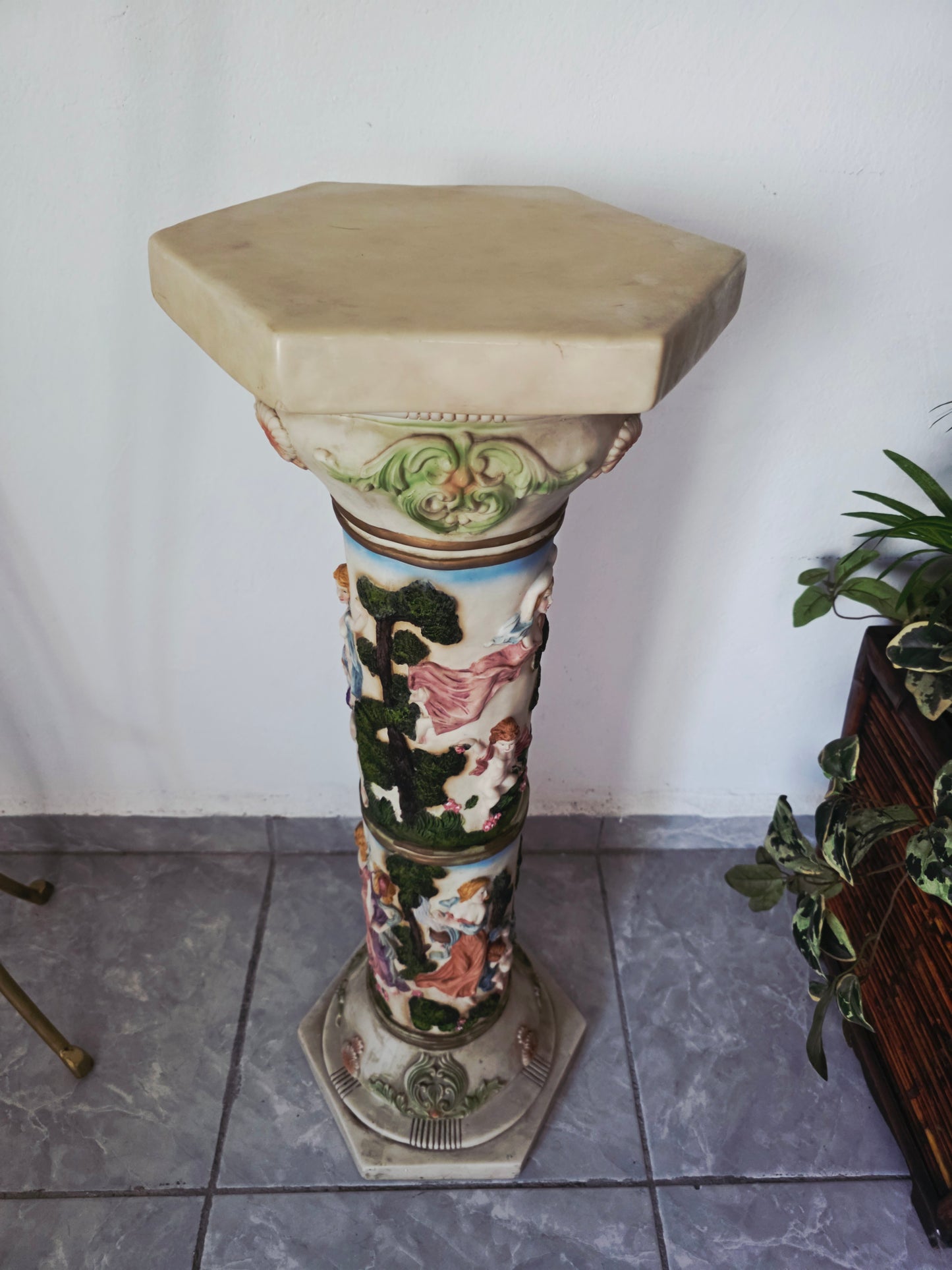 Cherub Fountain with Lilies in Polychrome Resin🕊️