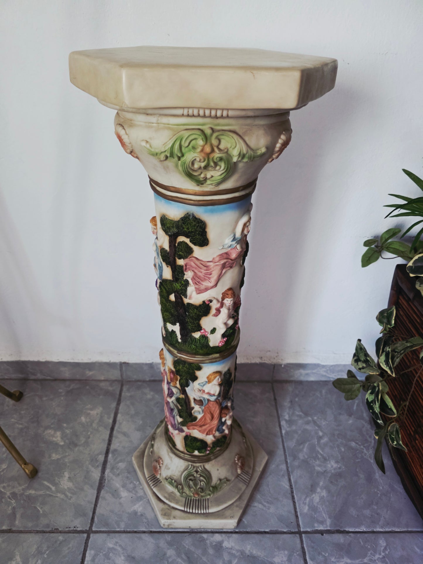 Cherub Fountain with Lilies in Polychrome Resin🕊️