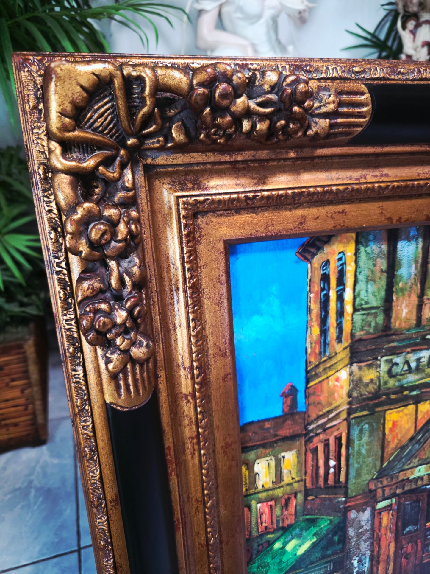 Cuadro al Oleo Firmado por C. Ester – Escena Urbana con Café Europeo 🌸🌿🖌️