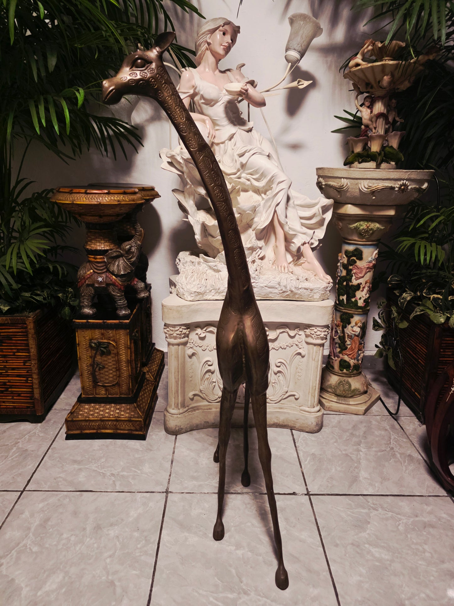 Escultura de Jirafa en Bronce – Elegancia Monumental 🦒✨🦒