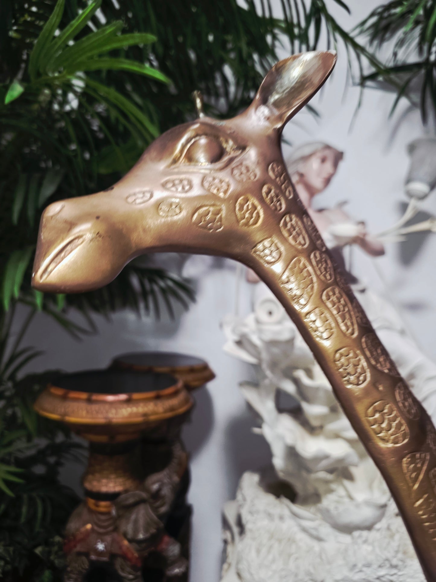 Escultura de Jirafa en Bronce – Elegancia Monumental 🦒✨🦒