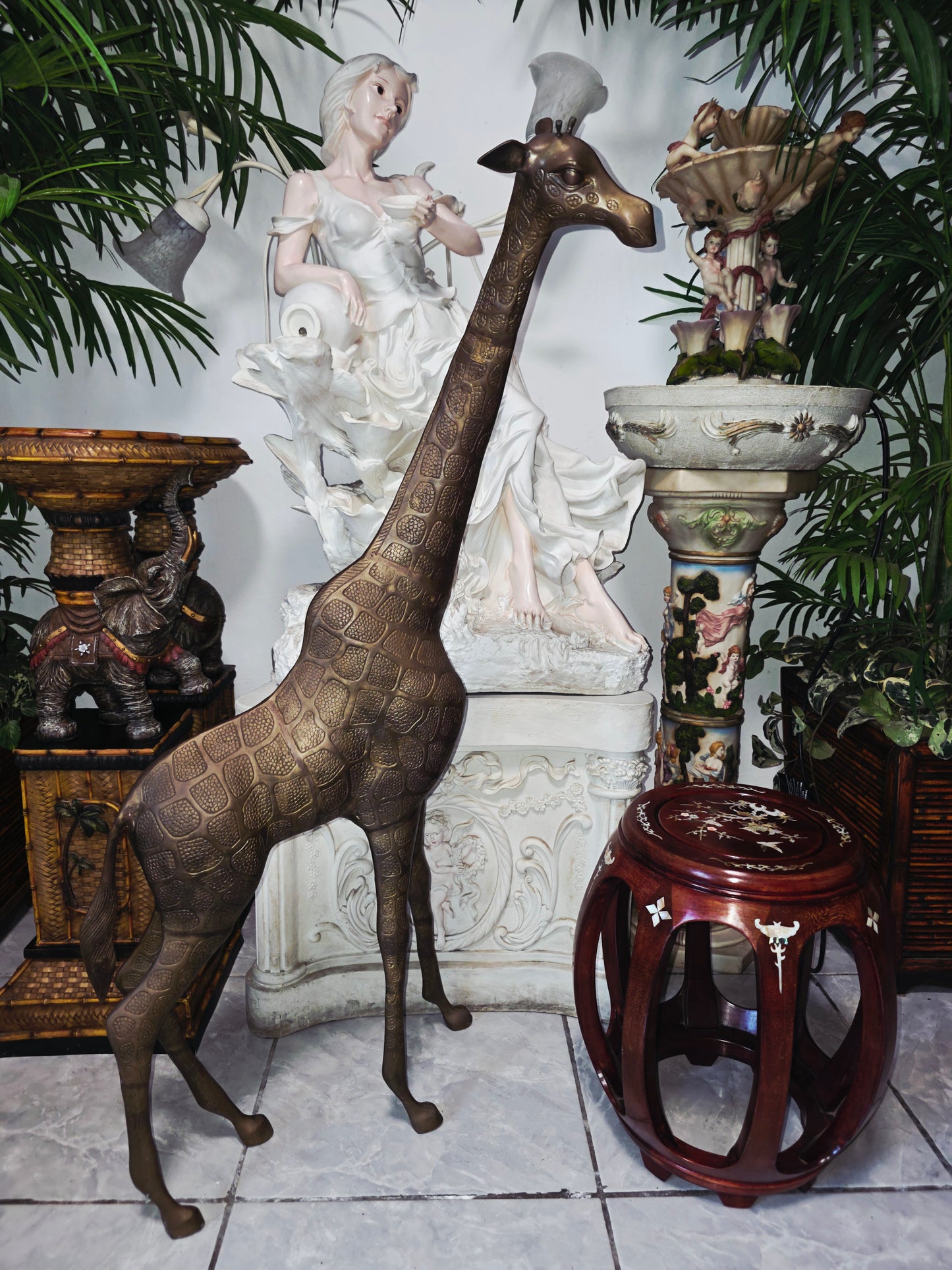 Escultura de Jirafa en Bronce – Elegancia Monumental 🦒✨🦒