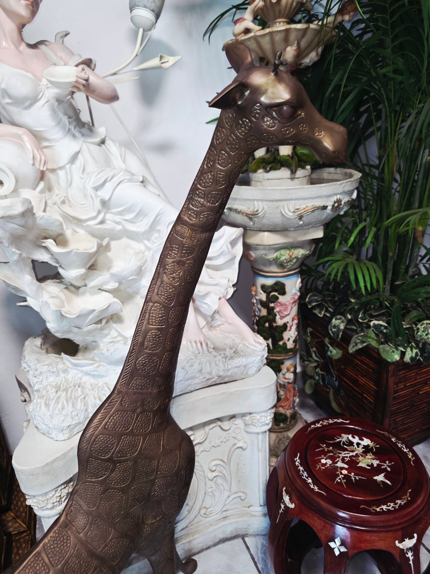 Escultura de Jirafa en Bronce – Elegancia Monumental 🦒✨🦒