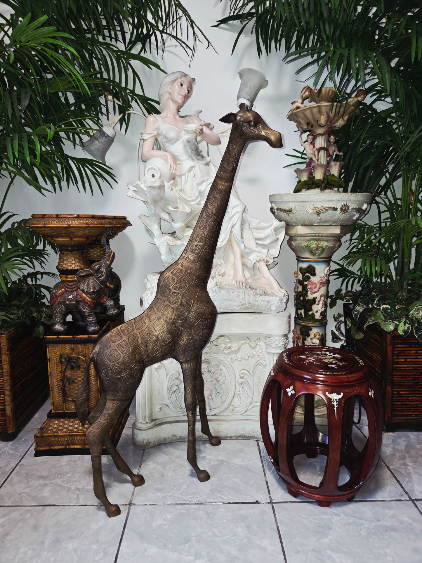 Escultura de Jirafa en Bronce – Elegancia Monumental 🦒✨🦒