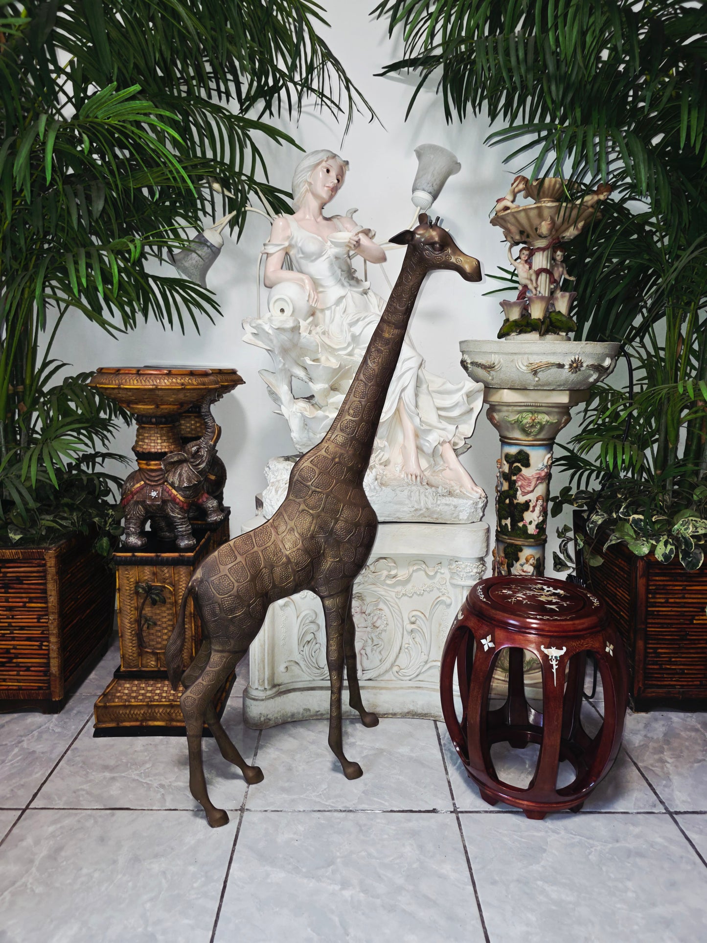 Escultura de Jirafa en Bronce – Elegancia Monumental 🦒✨🦒