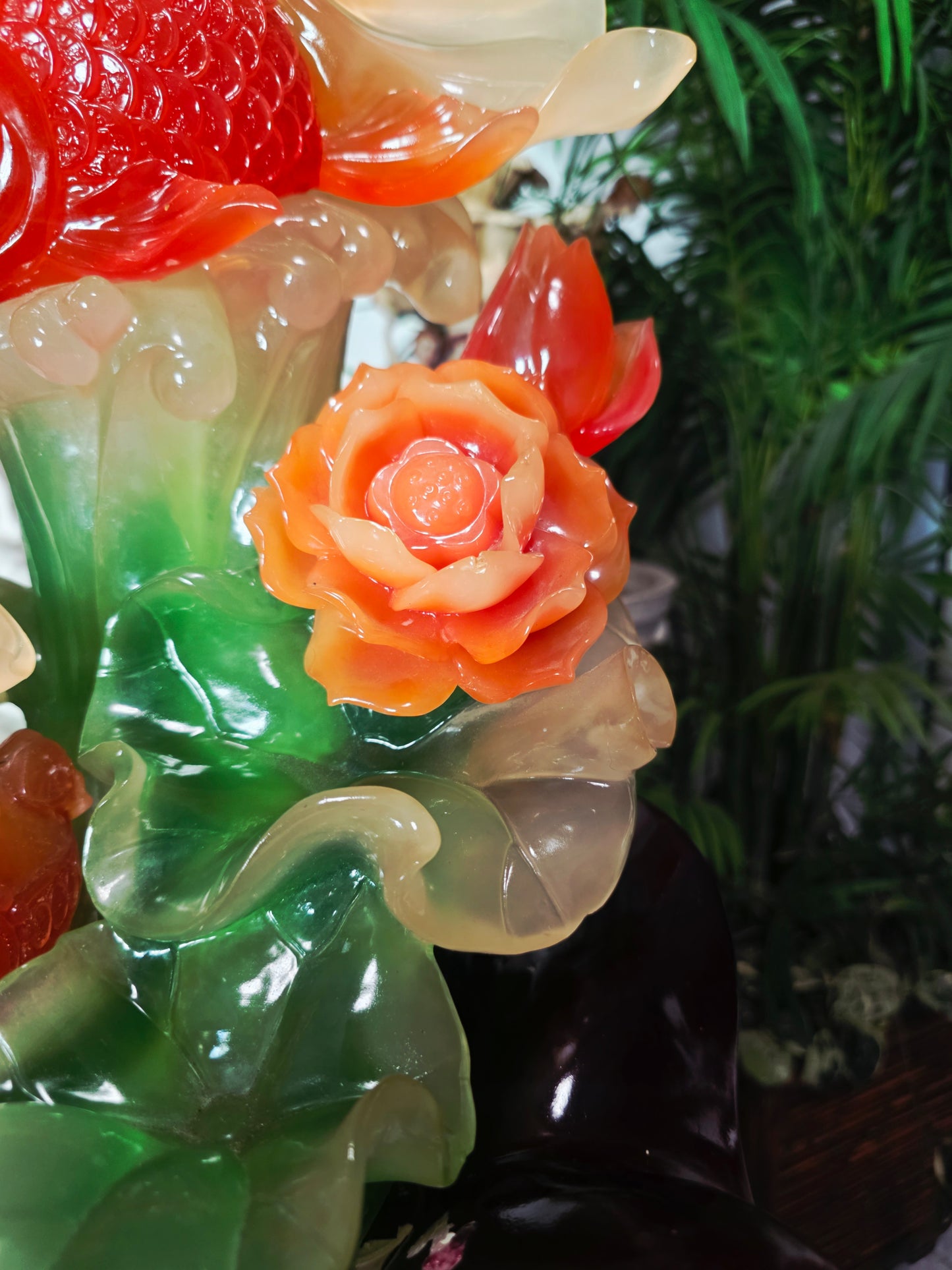Fuente Oriental de la Abundancia – Escultura Monumental con Adorno de Peces 🐟🌸