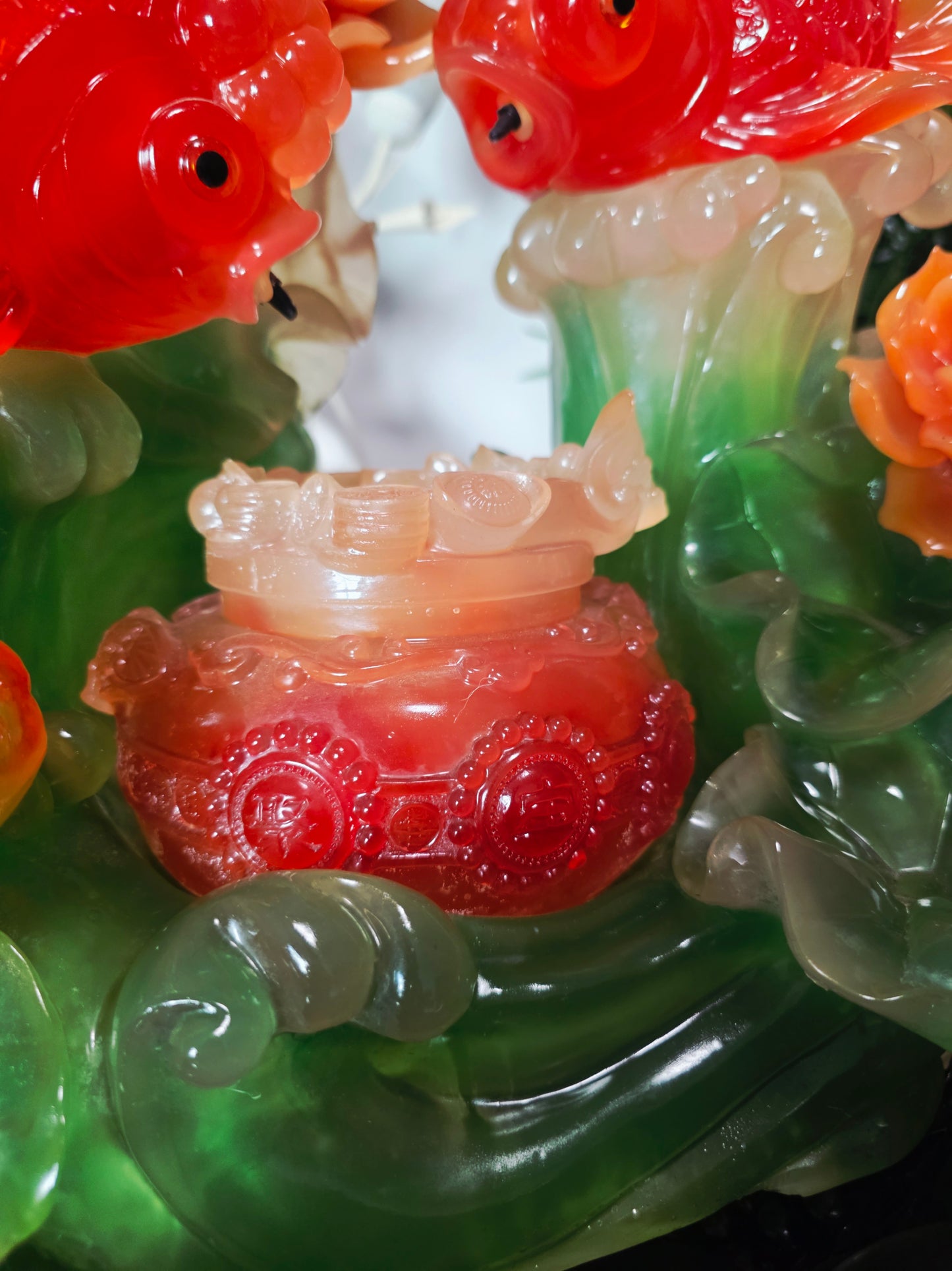 Fuente Oriental de la Abundancia – Escultura Monumental con Adorno de Peces 🐟🌸