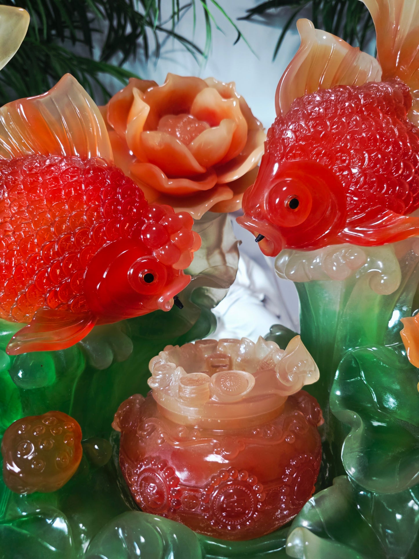 Fuente Oriental de la Abundancia – Escultura Monumental con Adorno de Peces 🐟🌸