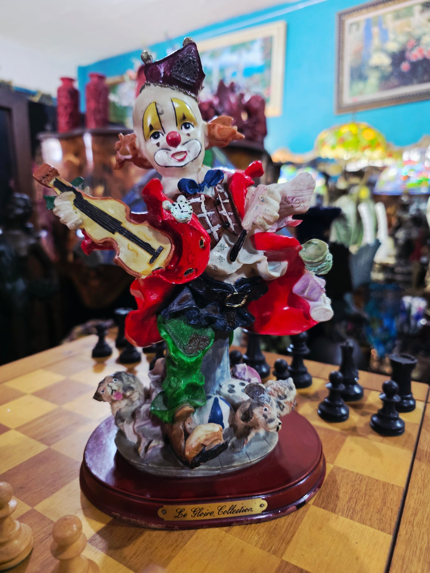 Escultura de Payasito con Violín – La Serie Collection 🎻🤡