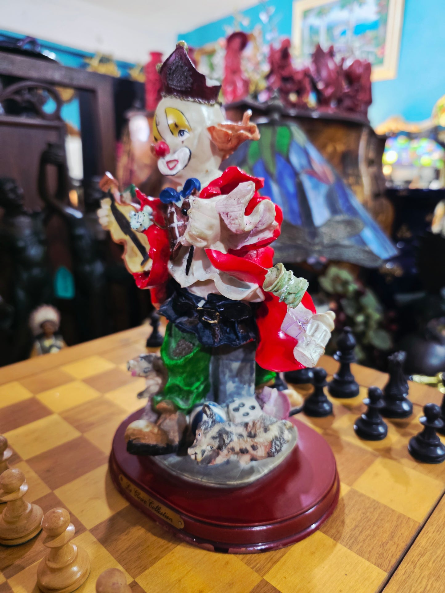 Escultura de Payasito con Violín – La Serie Collection 🎻🤡