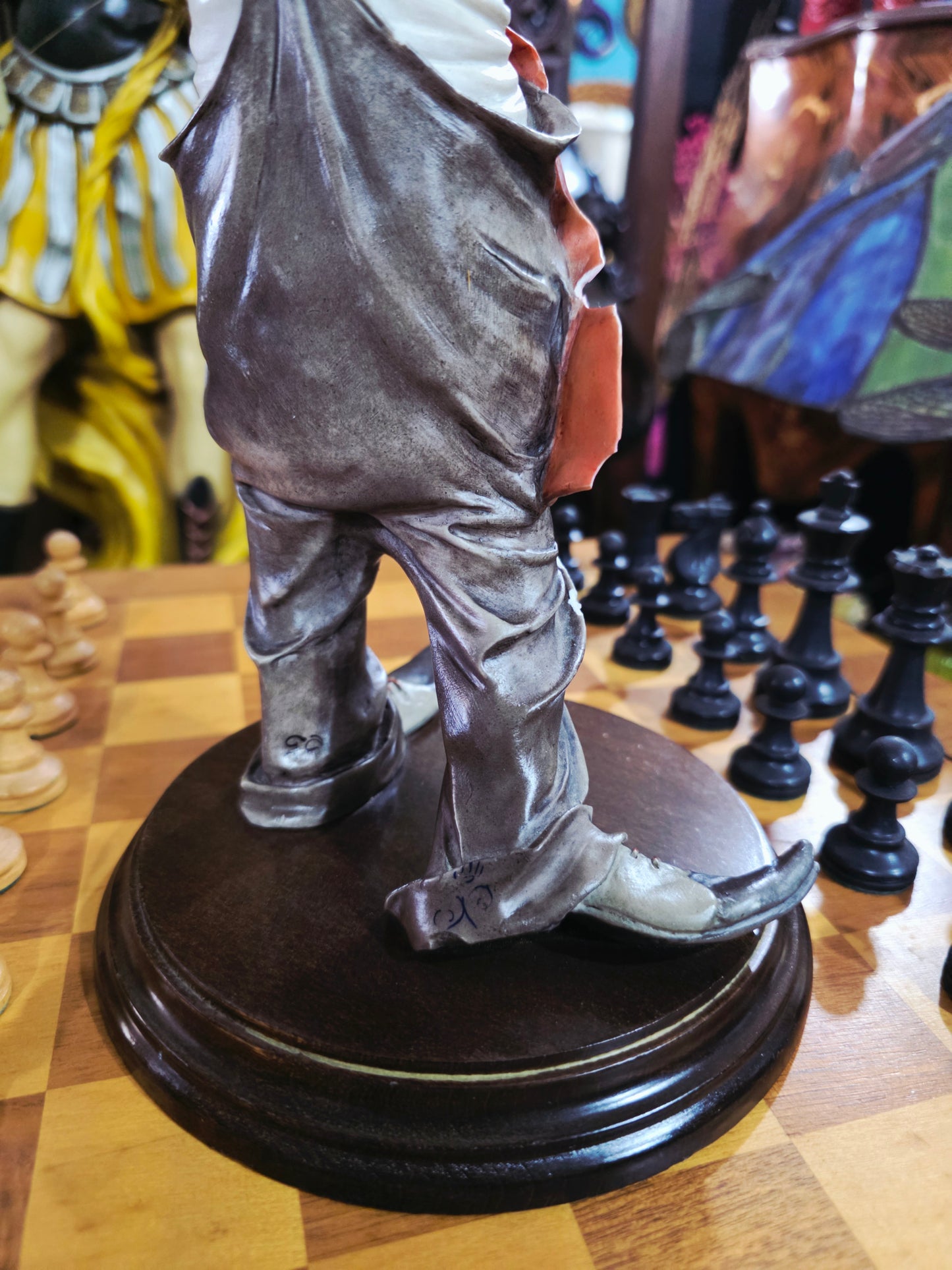 Escultura de Payasito en Cerámica Policromada 🤡🎨