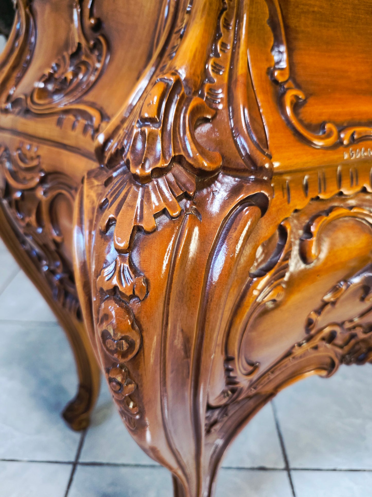 Bombe Italiano – Escultura Funcional en Madera ✨🇮🇹
