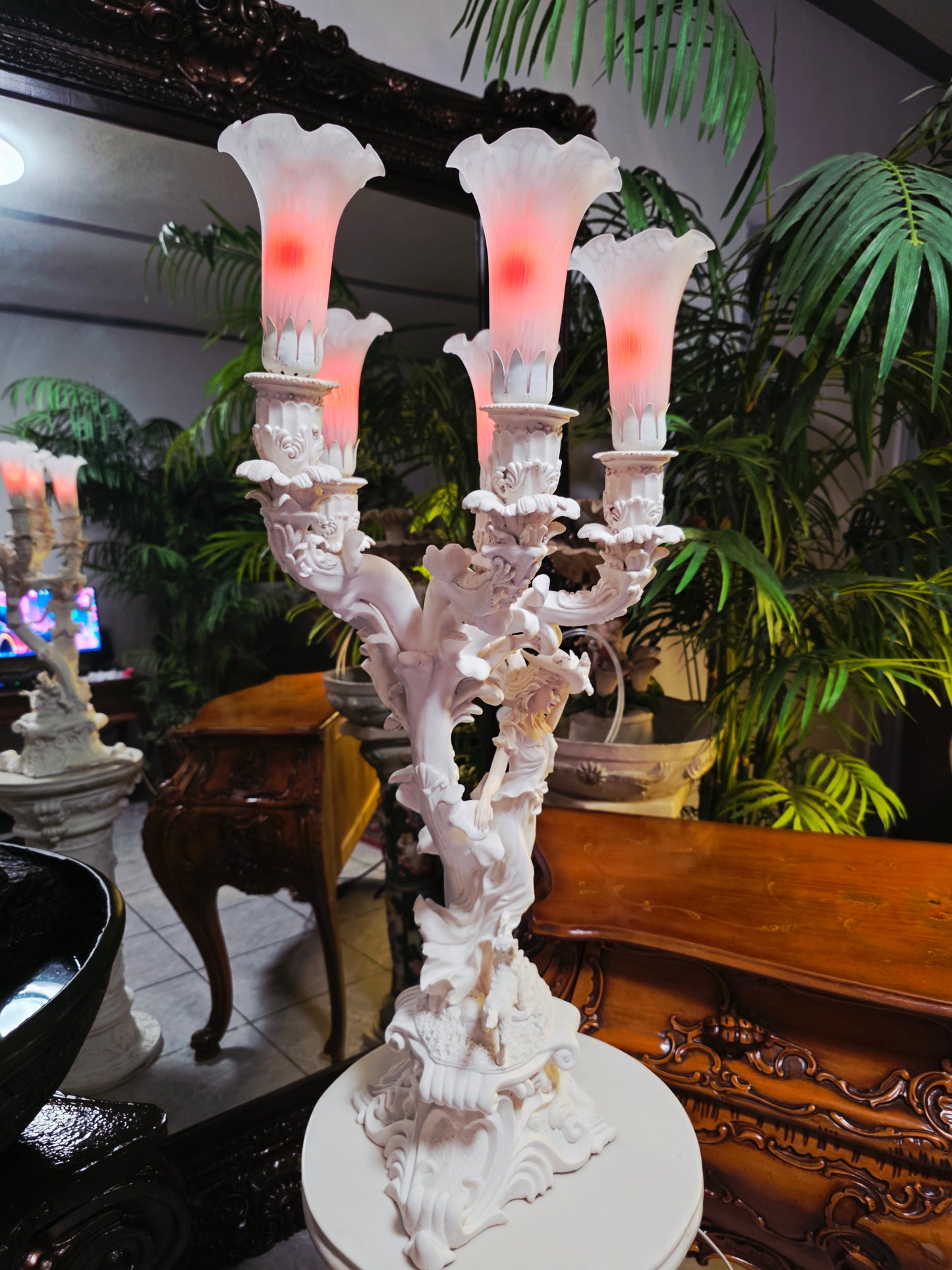 Par de Lamparas con Dos Pedestales – Elegancia Ceremonial Atemporal 🔮🌟