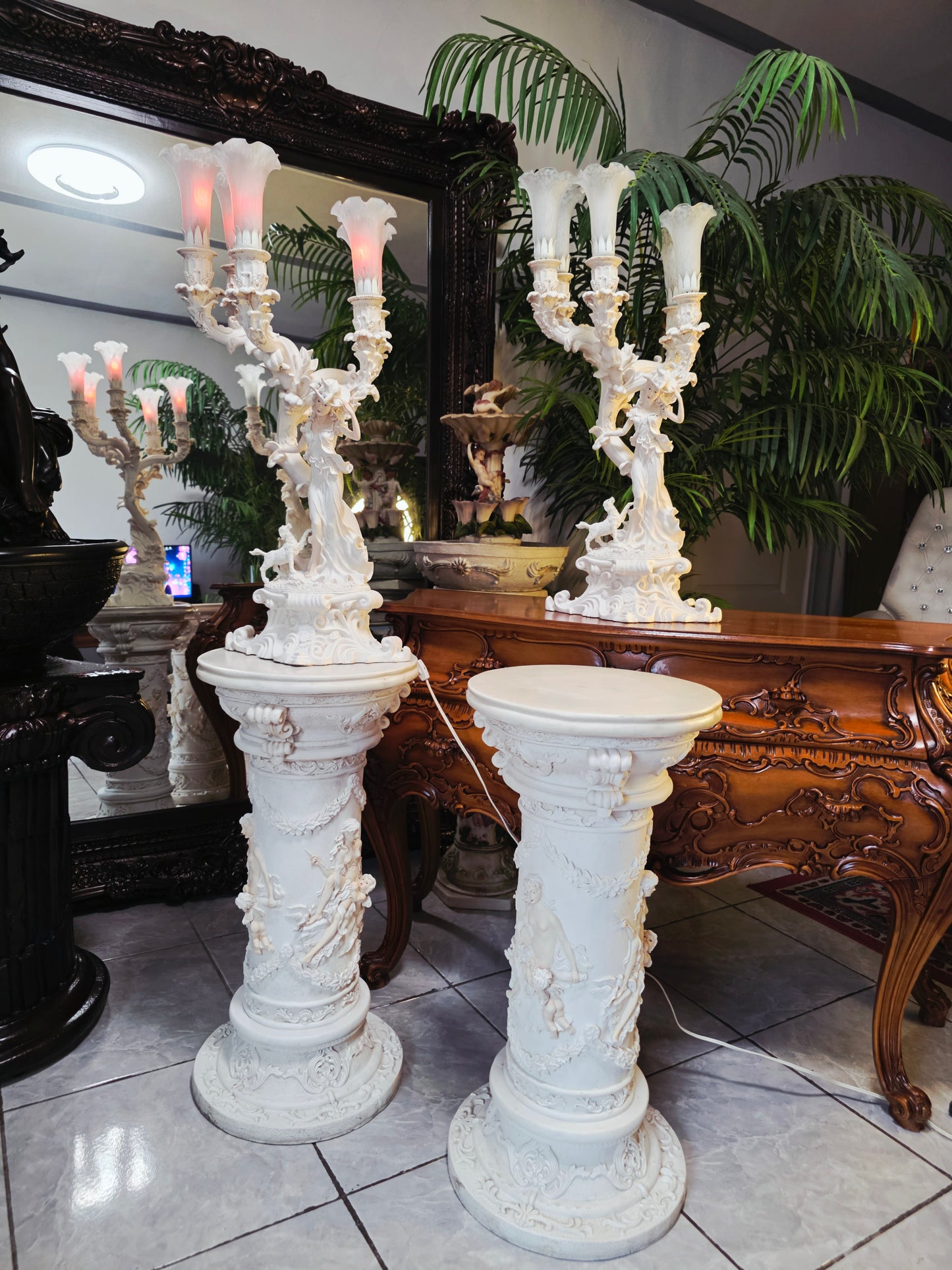 Par de Lamparas con Dos Pedestales – Elegancia Ceremonial Atemporal 🔮🌟