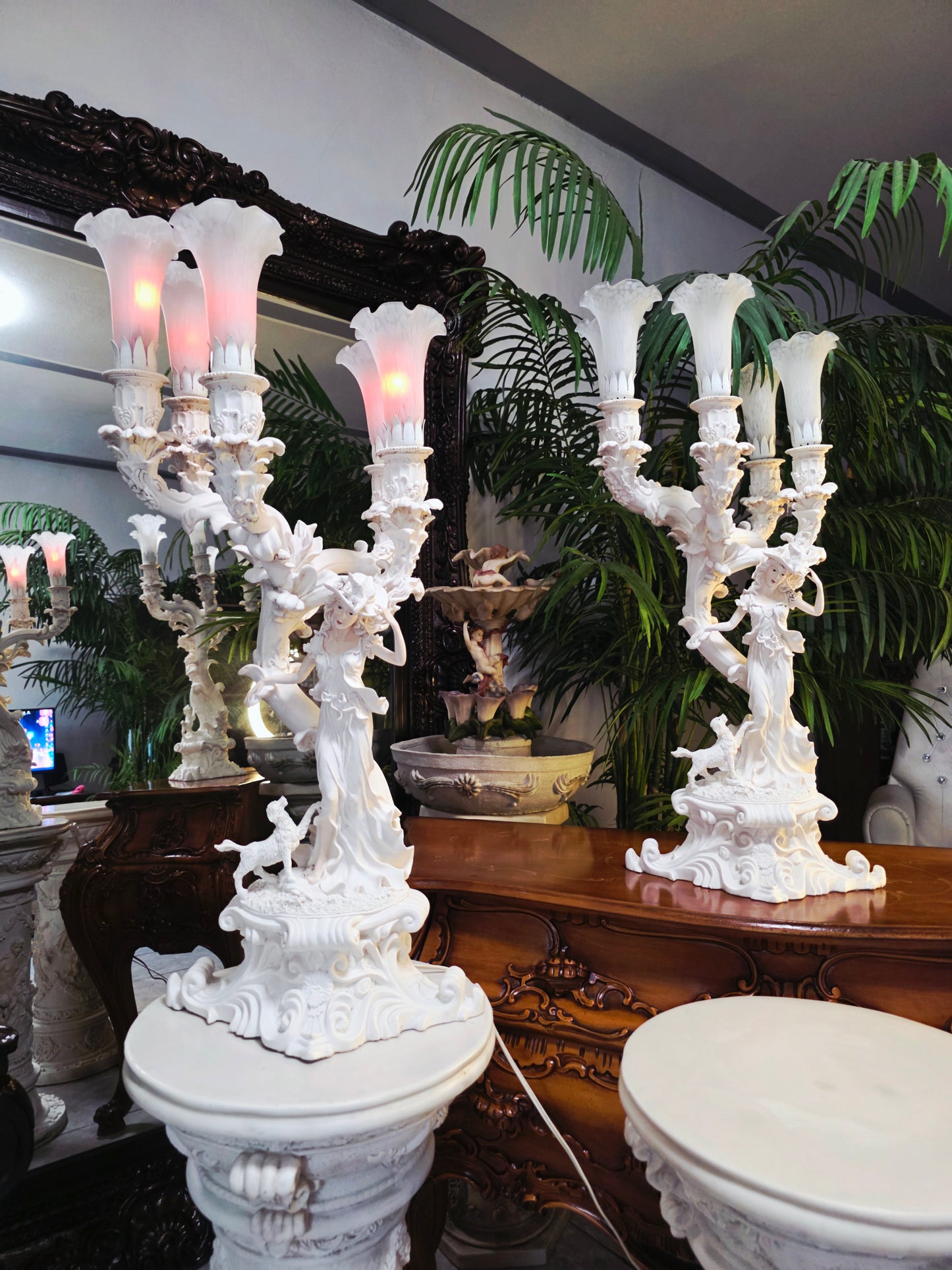Par de Lamparas con Dos Pedestales – Elegancia Ceremonial Atemporal 🔮🌟