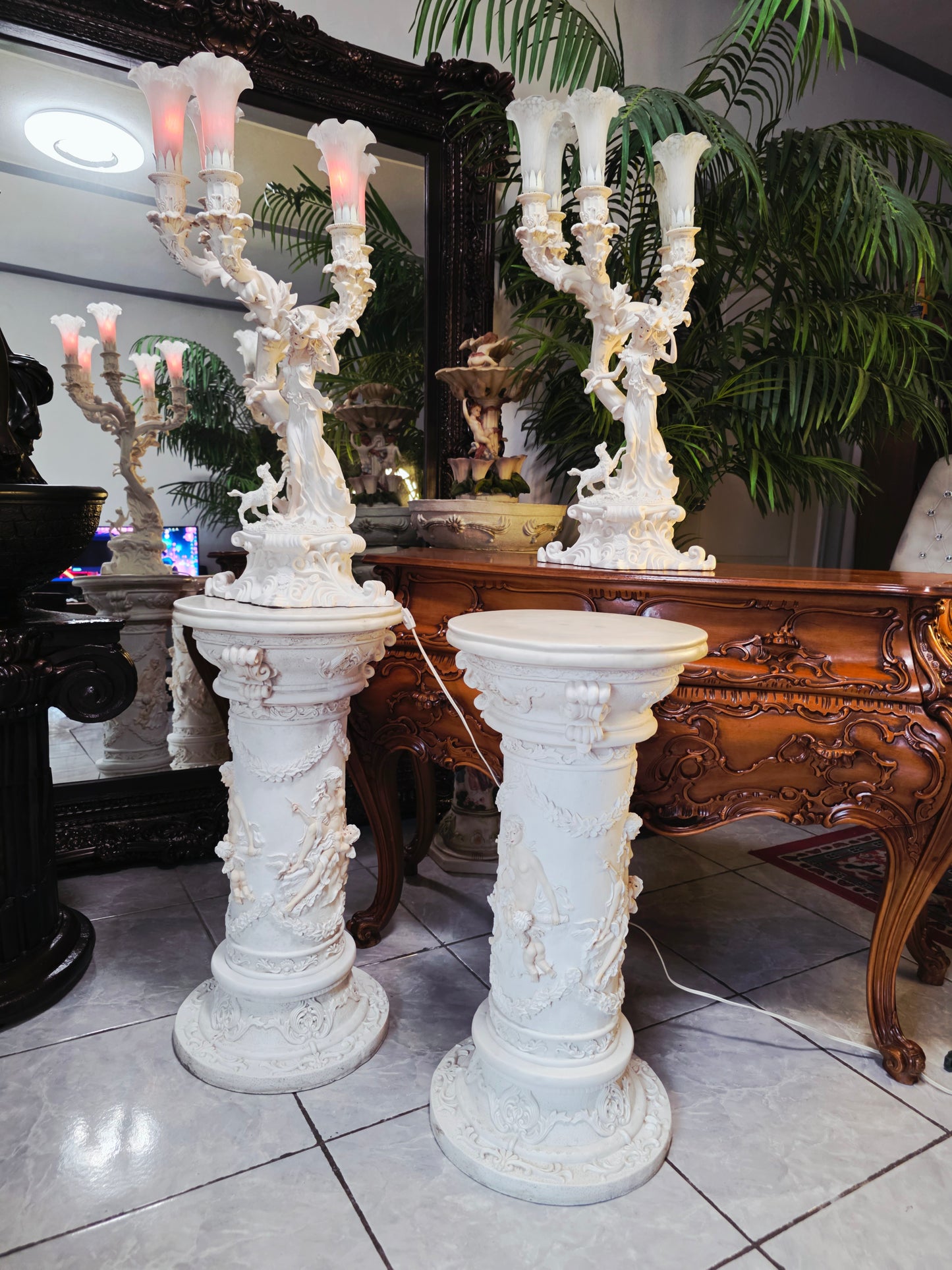 Par de Lamparas con Dos Pedestales – Elegancia Ceremonial Atemporal 🔮🌟