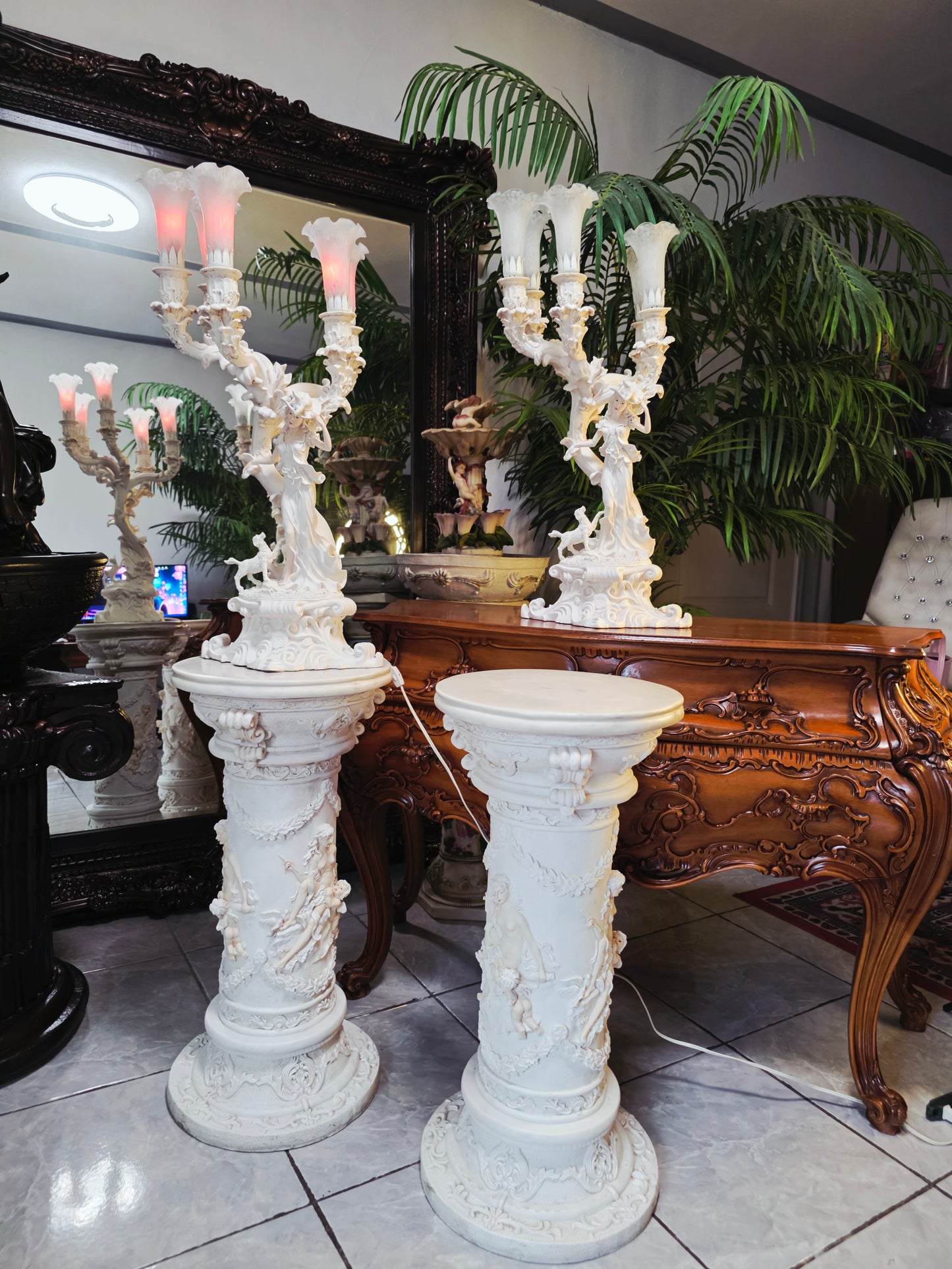Par de Lamparas con Dos Pedestales – Elegancia Ceremonial Atemporal 🔮🌟