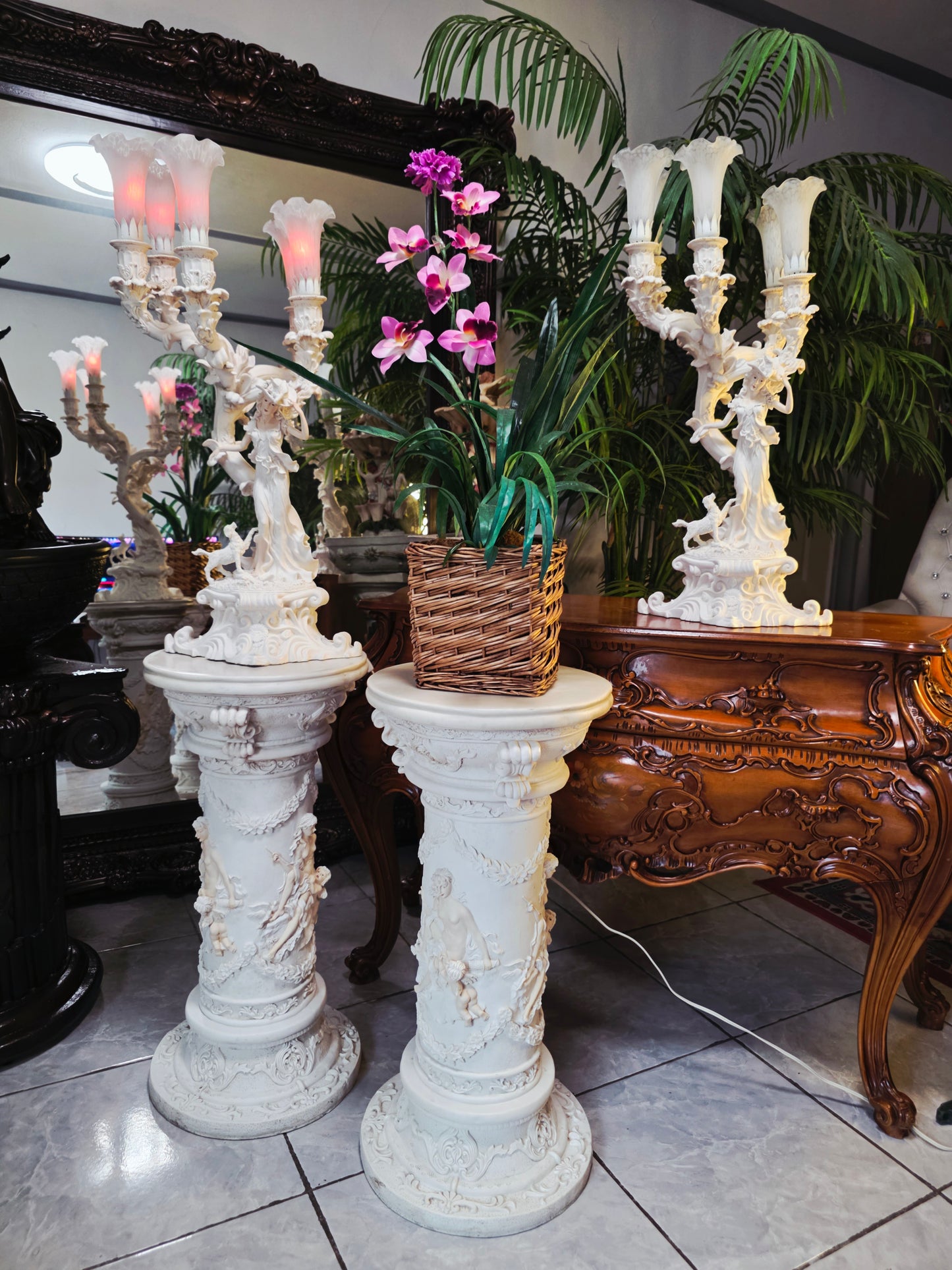 Par de Lamparas con Dos Pedestales – Elegancia Ceremonial Atemporal 🔮🌟